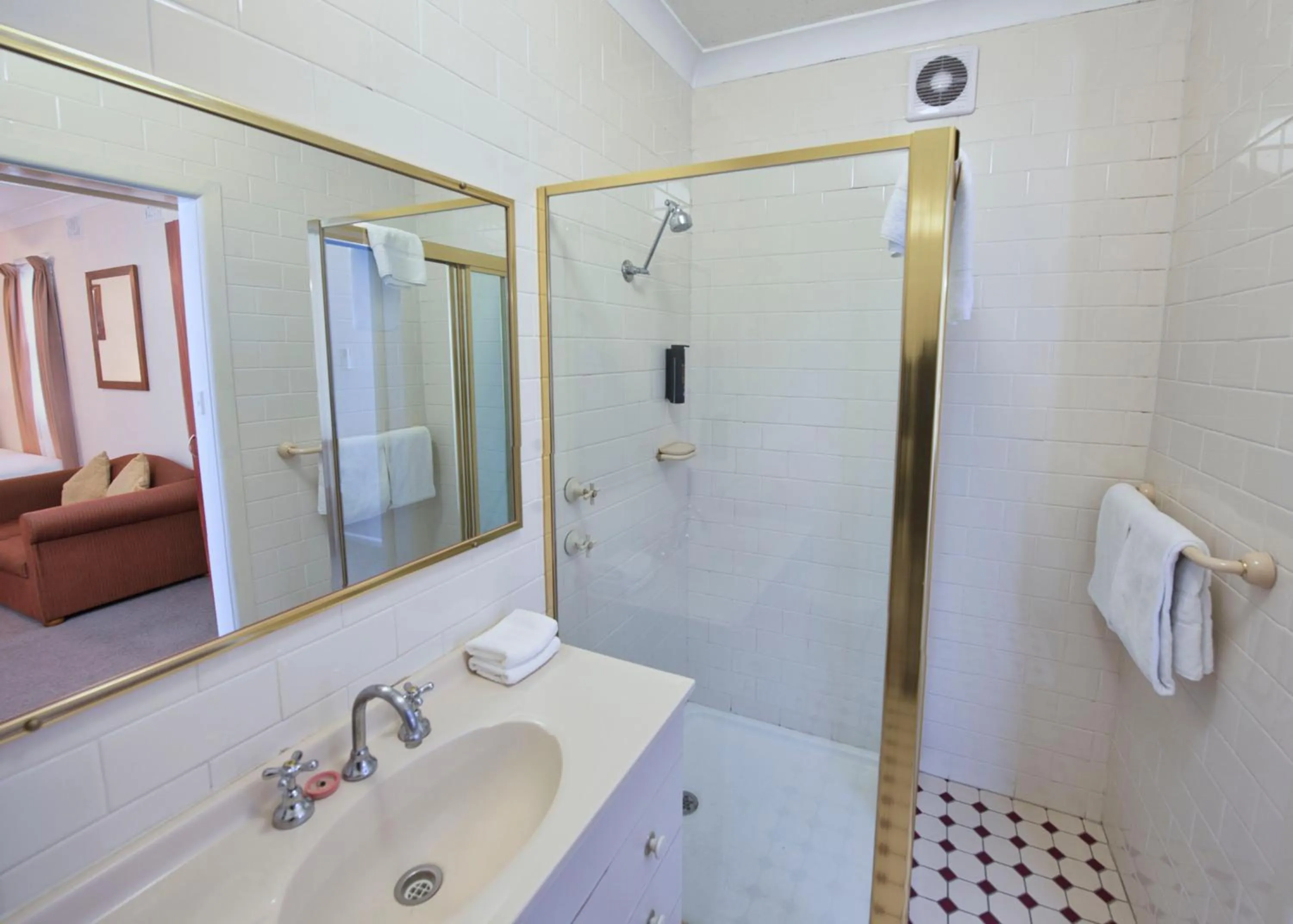 Bathroom in Metropole Katoomba