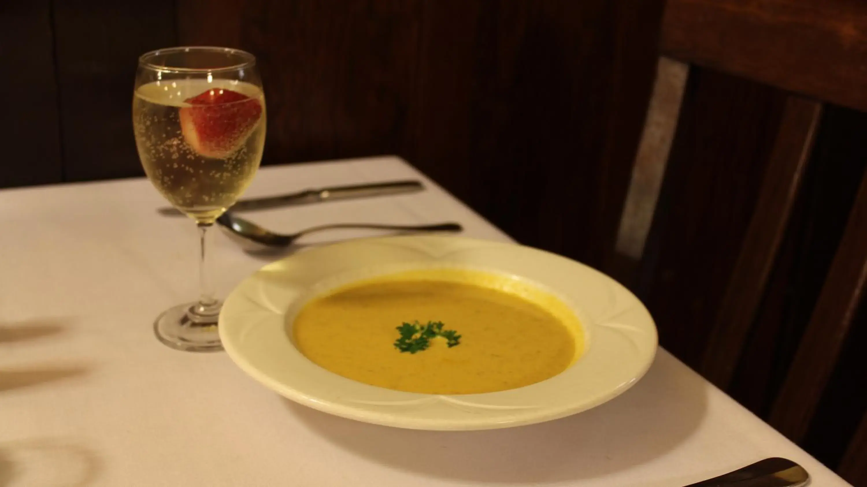 Food and drinks in Metropole Katoomba Food and drinks in Metropole Katoomba