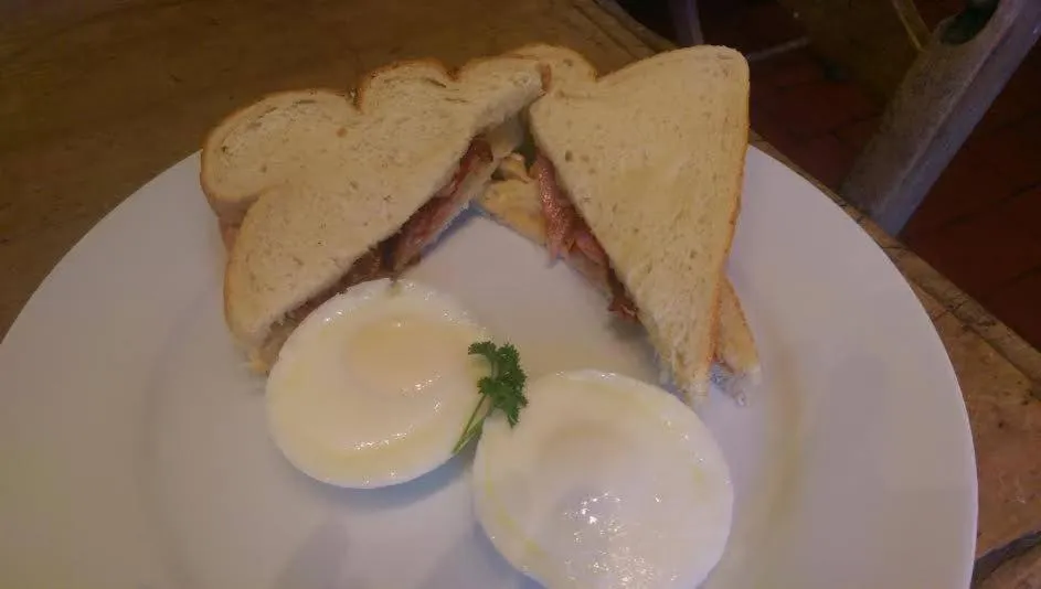 Breakfast in Orchard Pond Bed & Breakfast