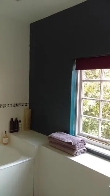 Bathroom in Orchard Pond Bed & Breakfast