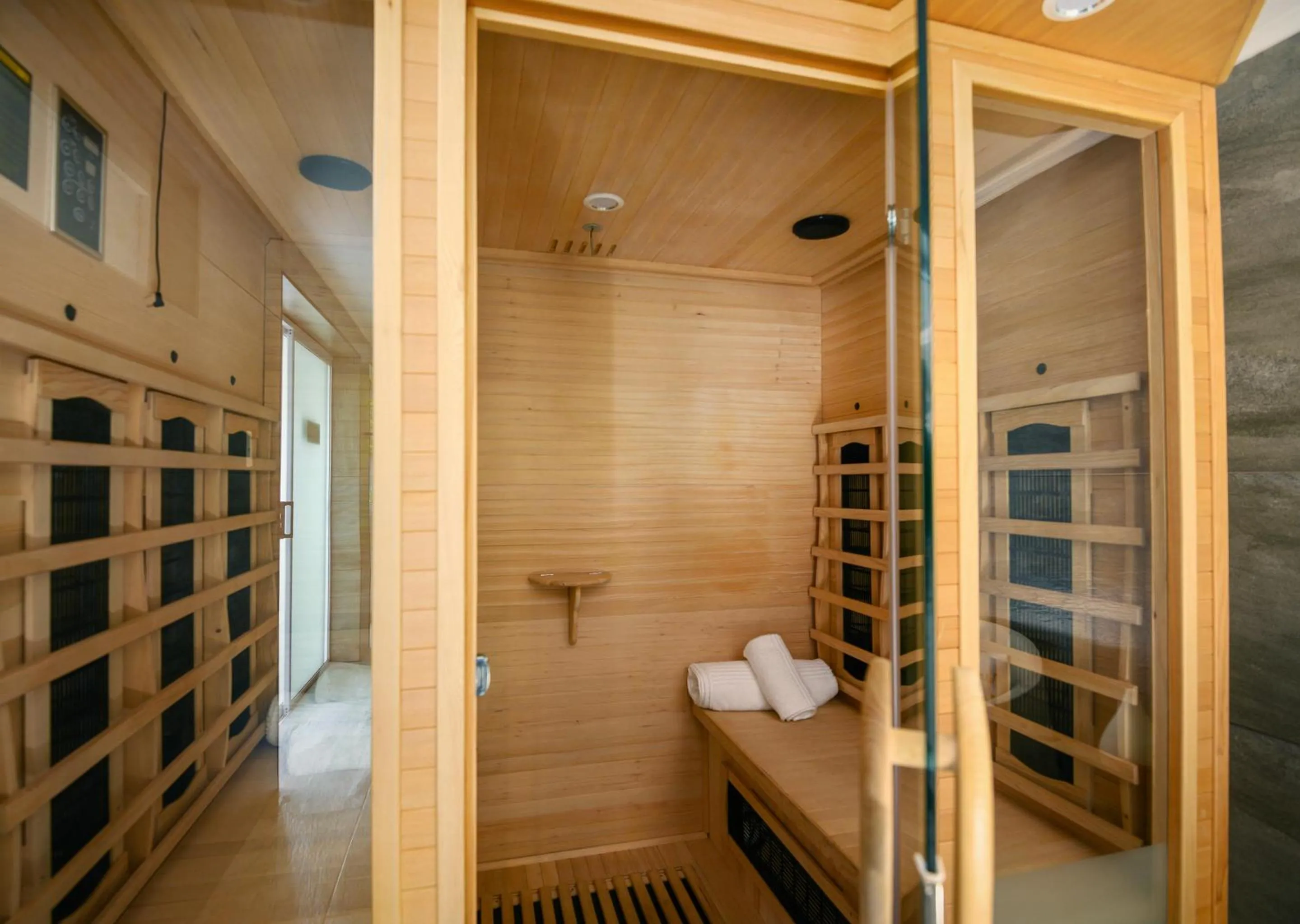 Sauna in Blue Marlin All-Inclusive Seascape by Dream Resorts