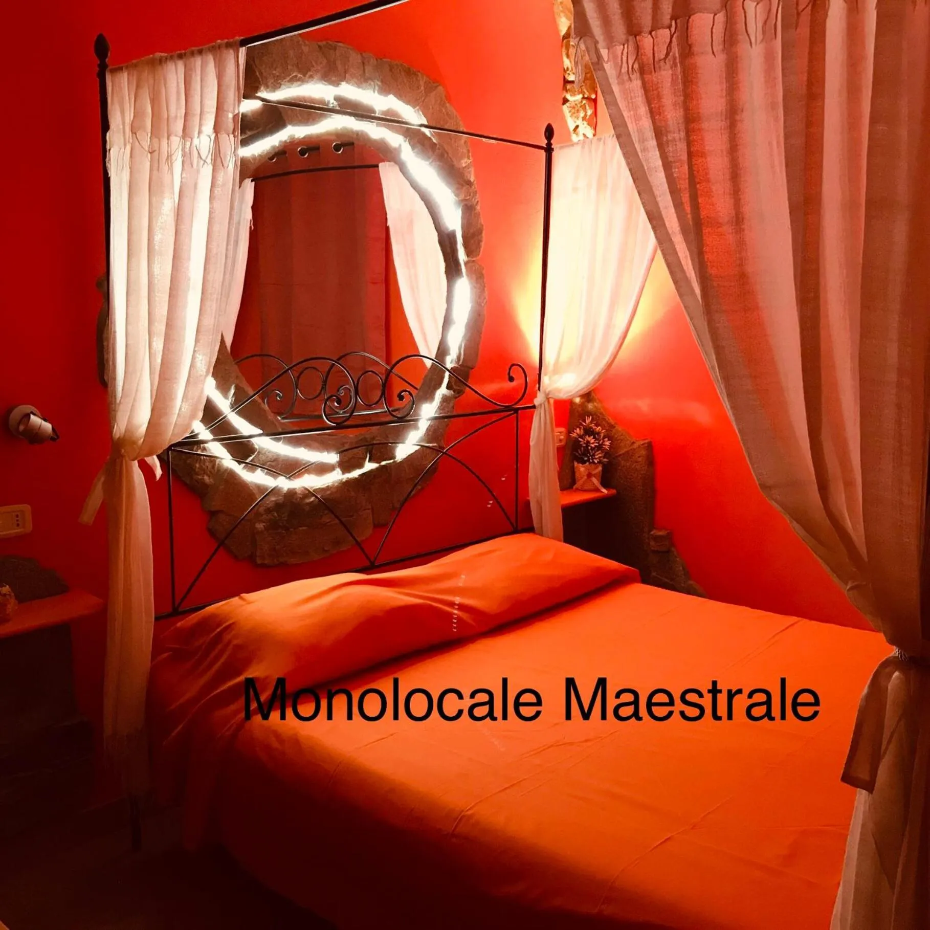 Photo of the whole room, Bed in Villa Isabella