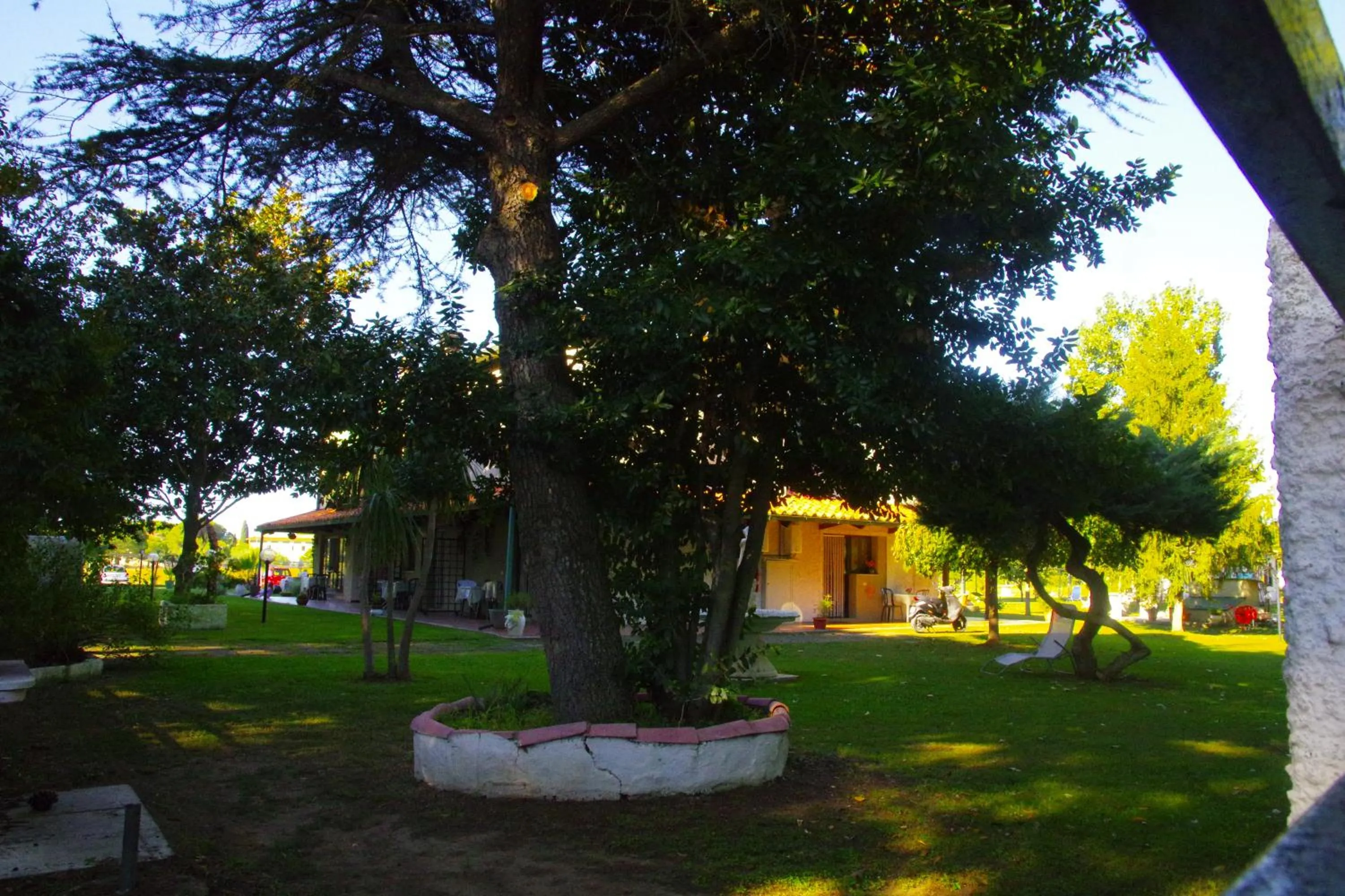 Day in Villa Isabella