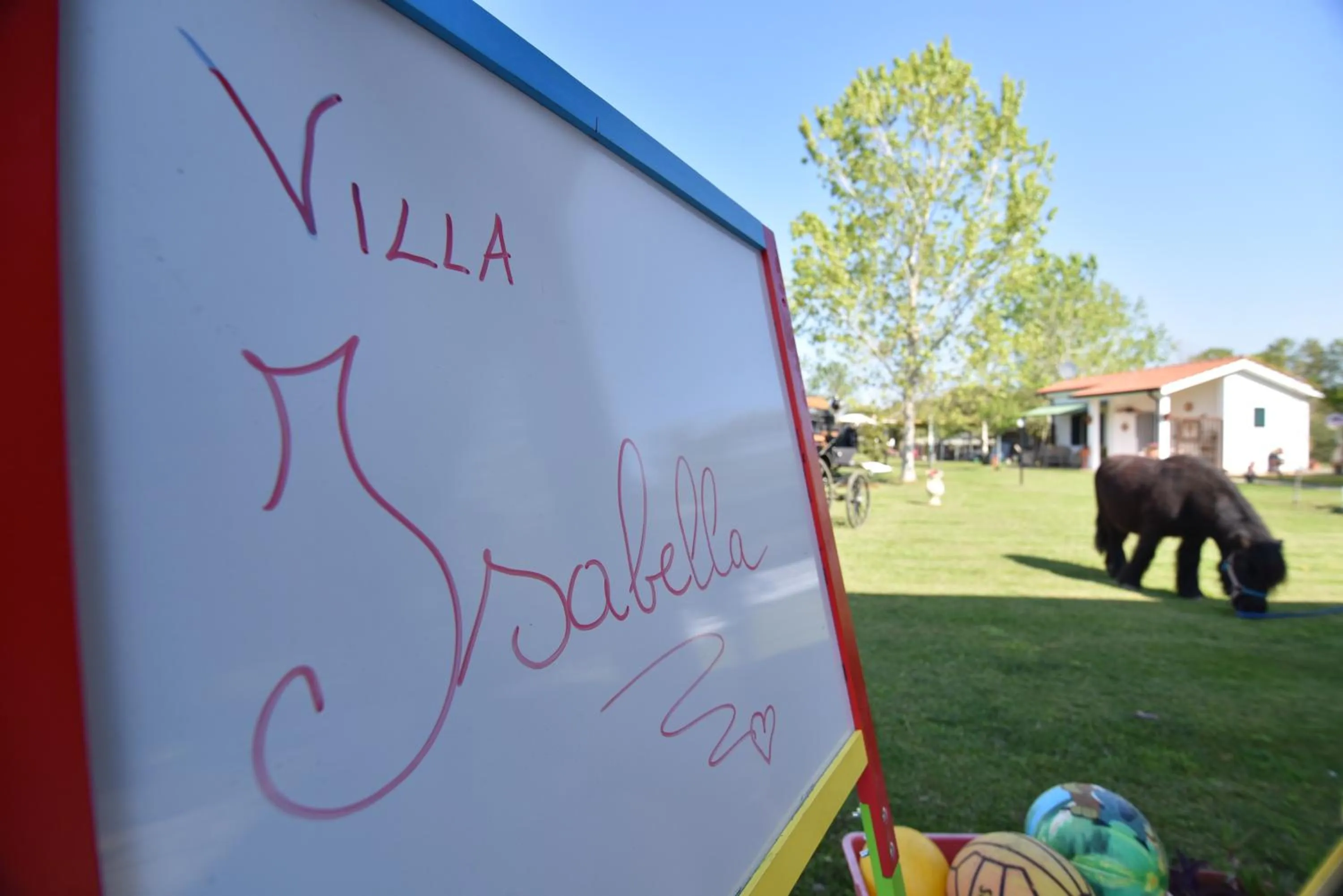 Day in Villa Isabella