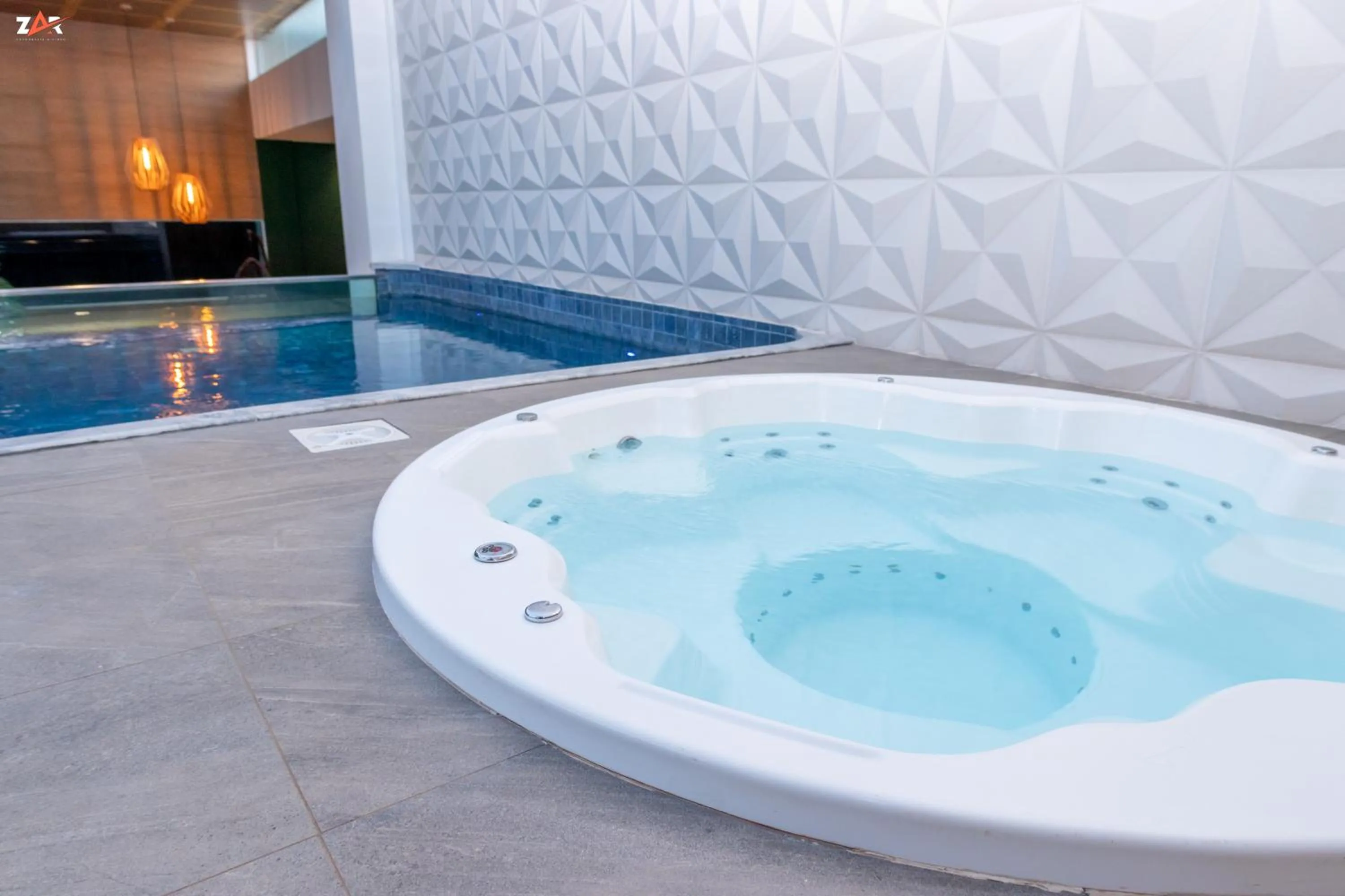 Hot Tub in Nova Hotel