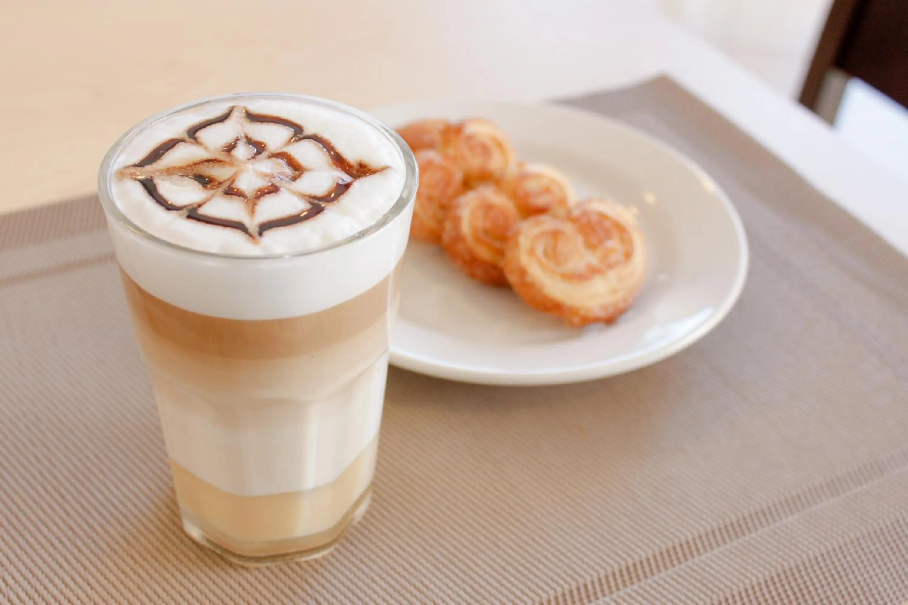 Food and drinks in Nova Hotel