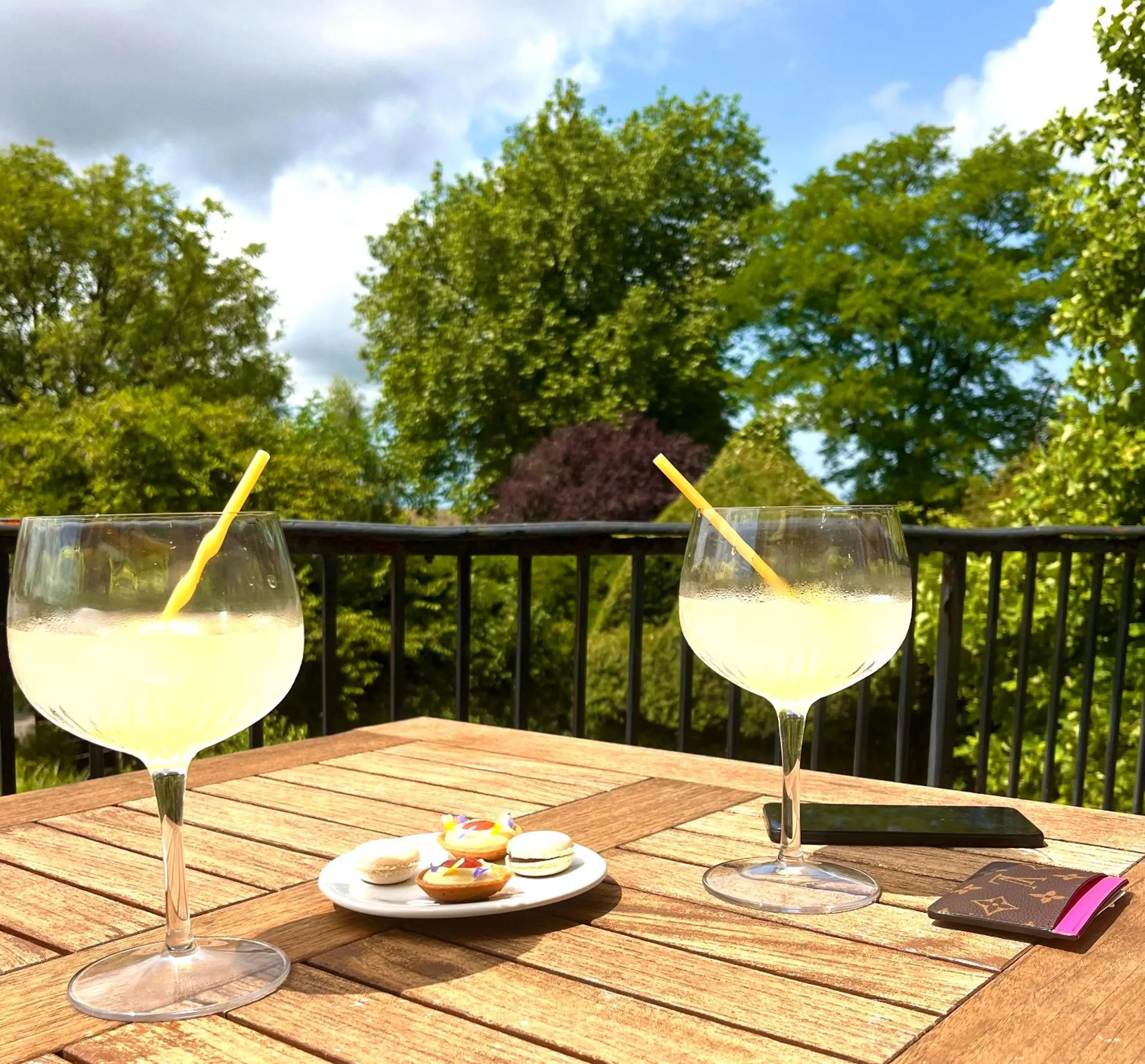 Drinks in Chateau De Montreuil