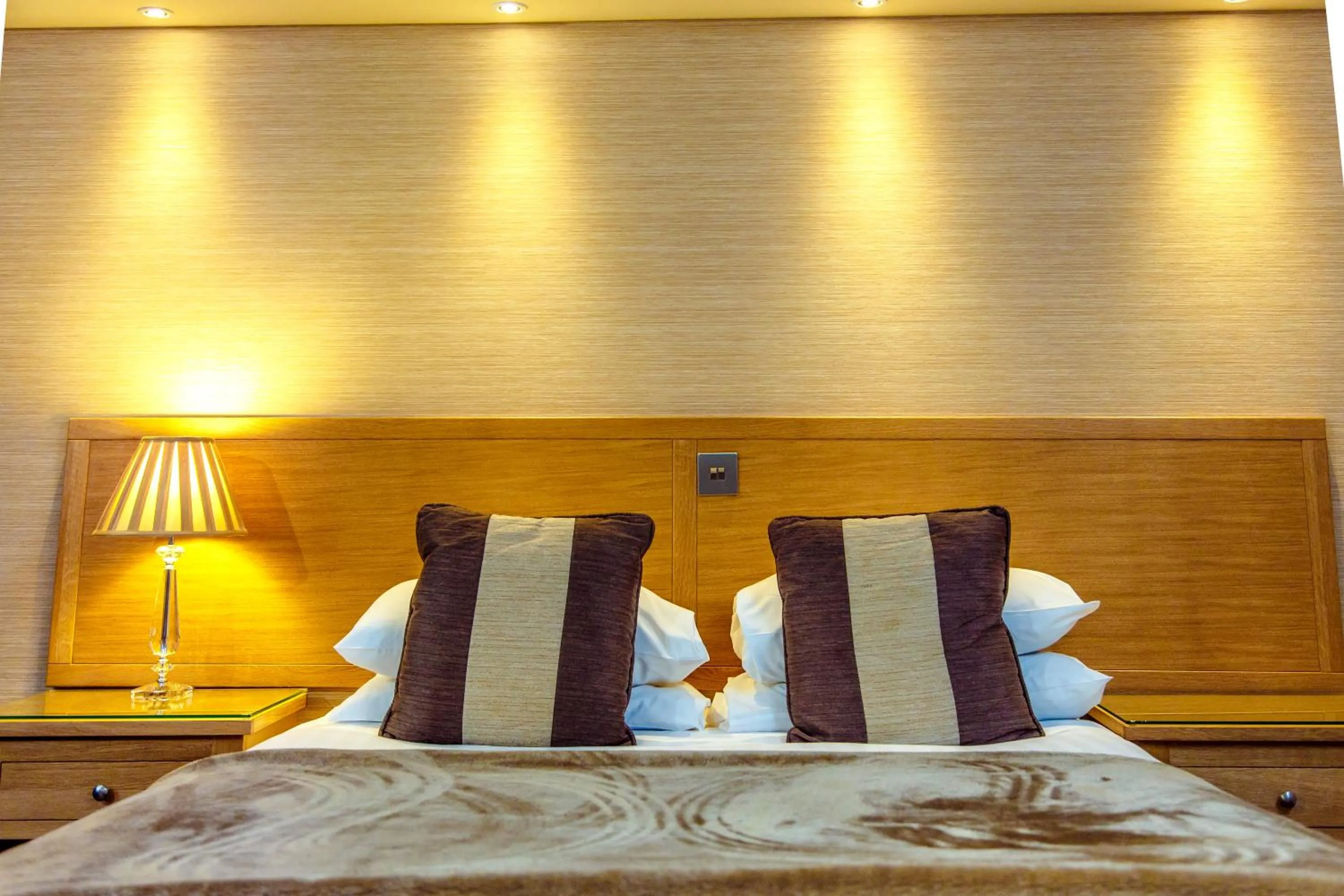 Bedroom, Bed in Adamson Hotel