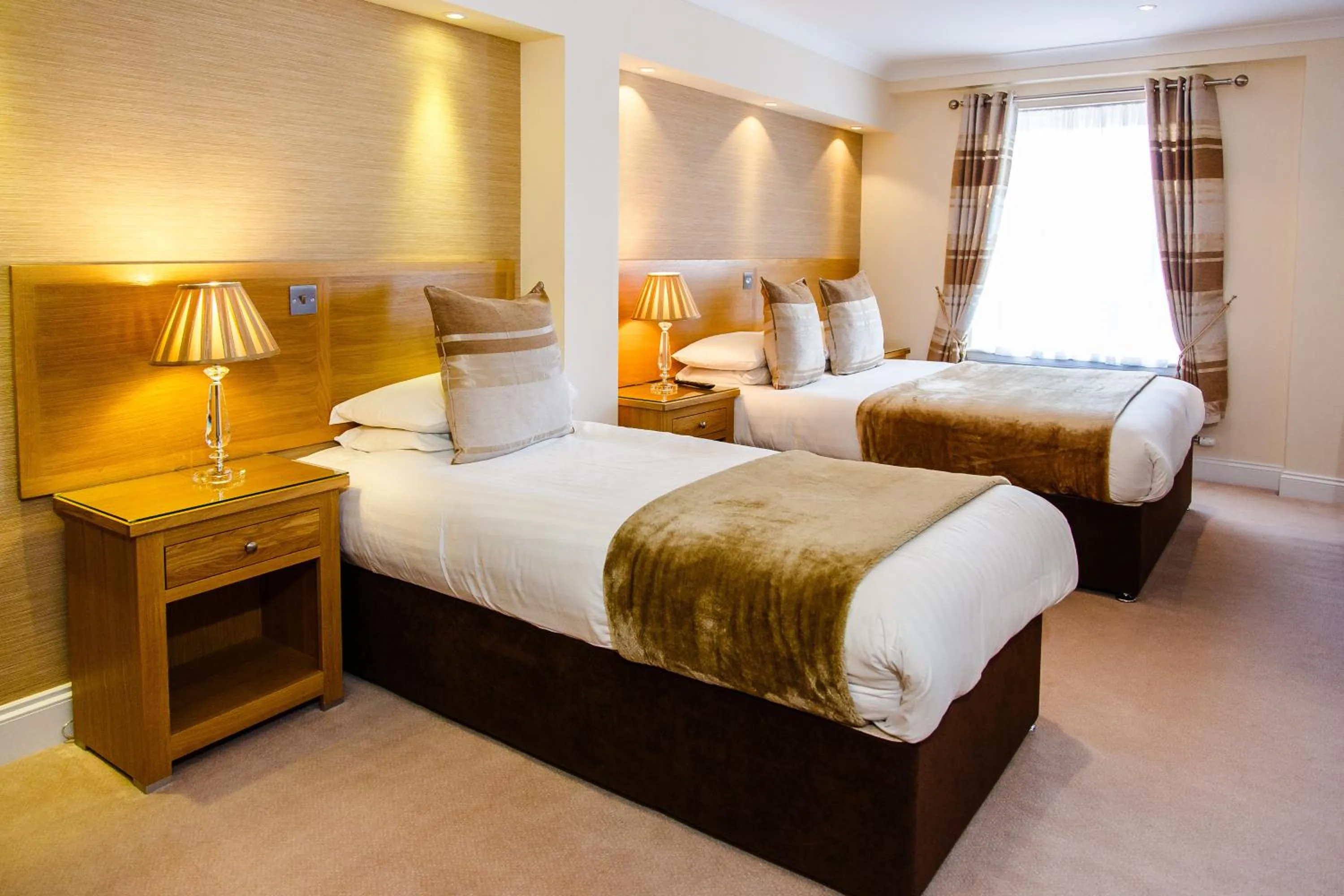 Bedroom, Bed in Adamson Hotel