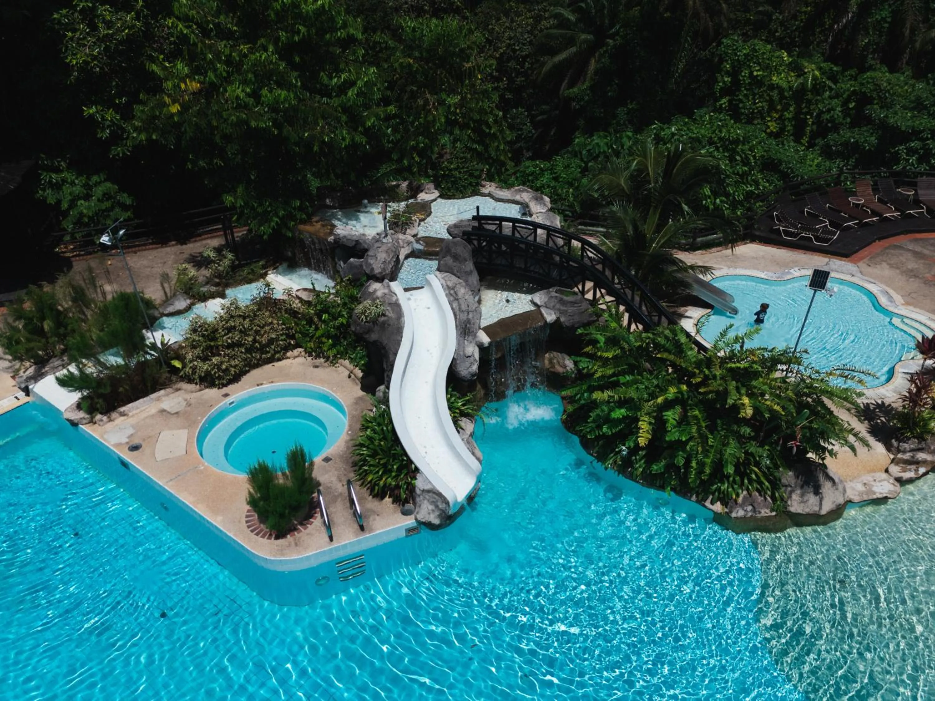 Swimming pool in Sabah Hotel