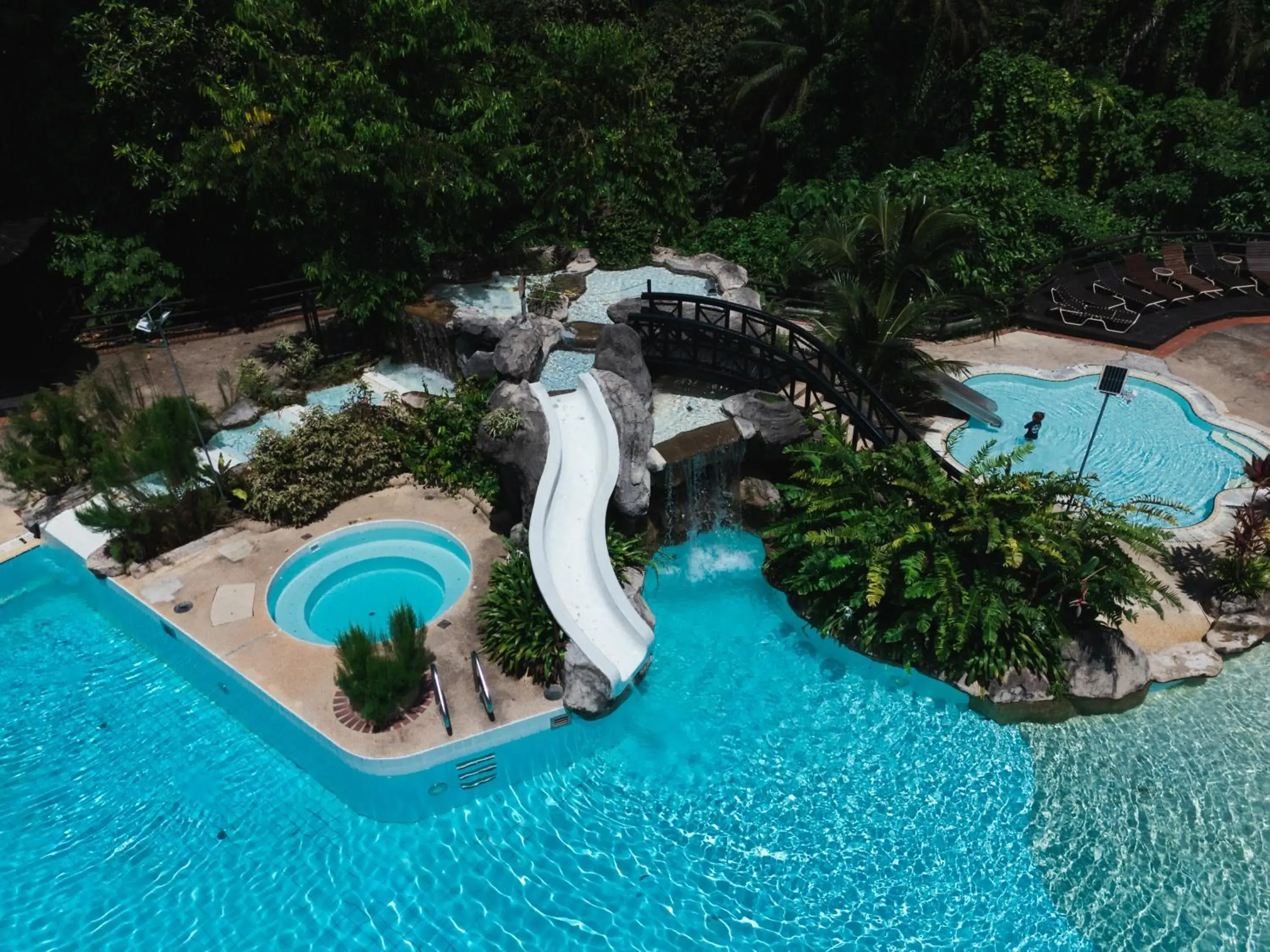 Swimming pool in Sabah Hotel Swimming pool in Sabah Hotel