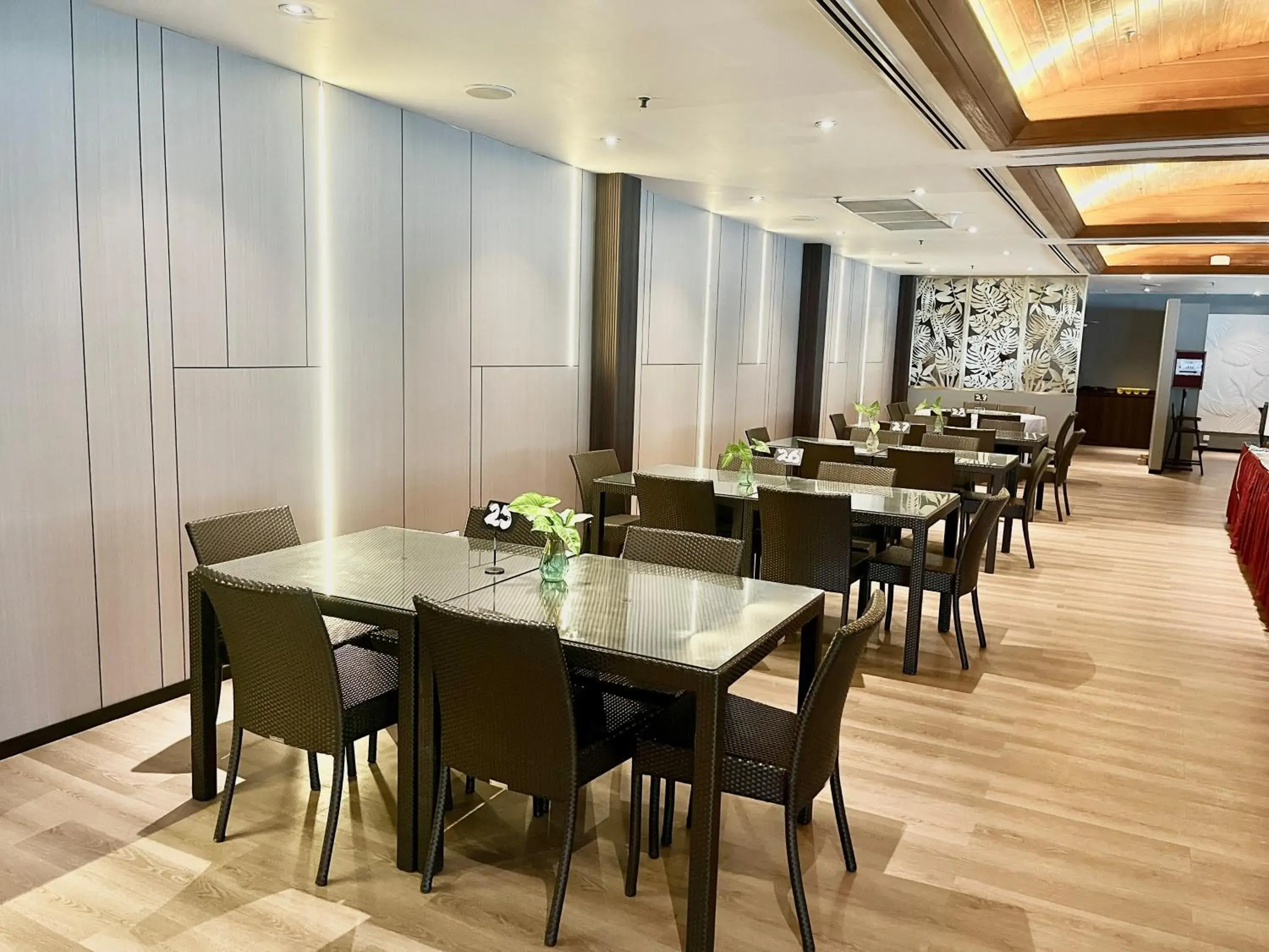 Restaurant/places to eat in Sabah Hotel Restaurant/places to eat in Sabah Hotel