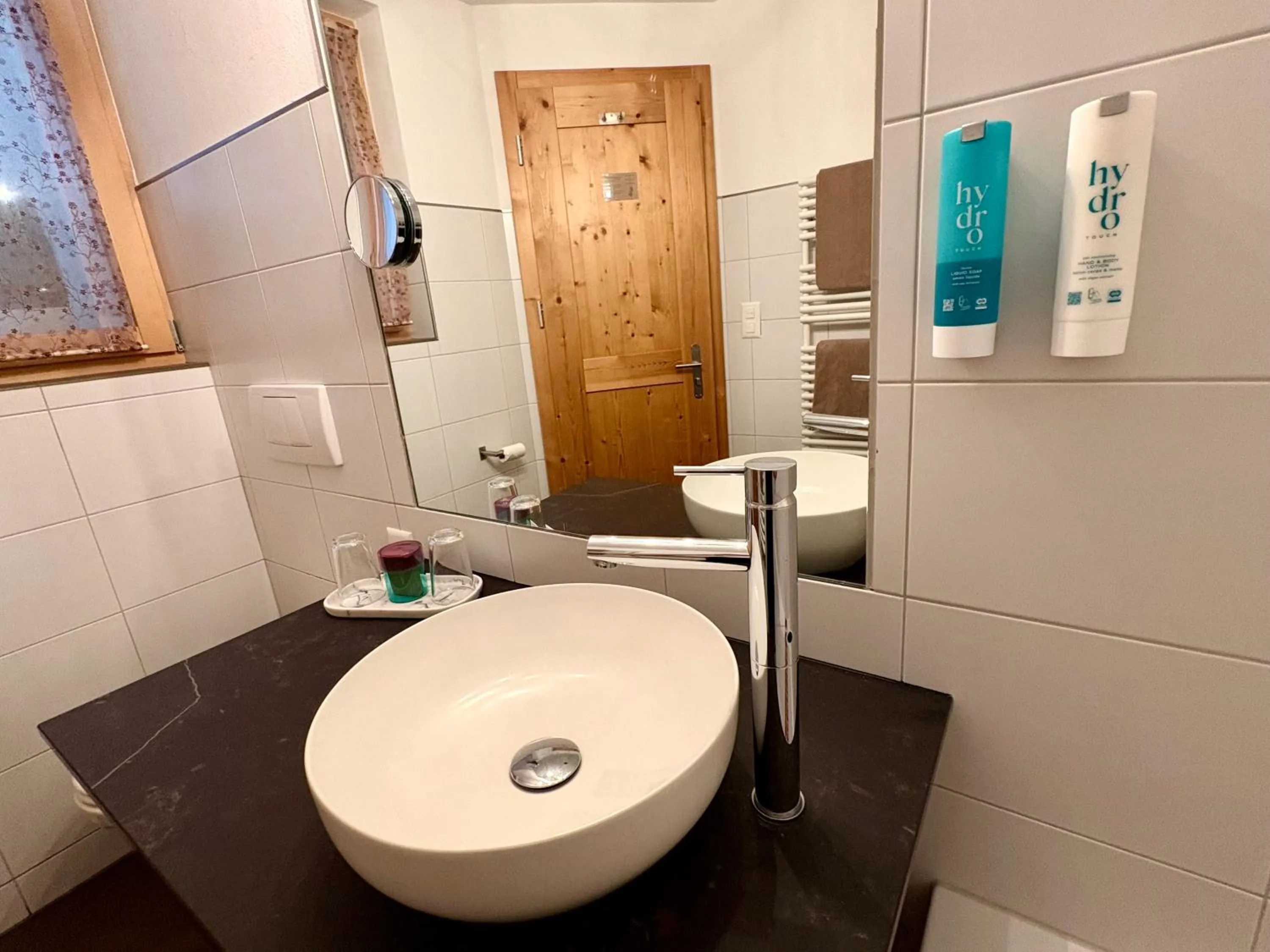 Bathroom in Alpenlodge