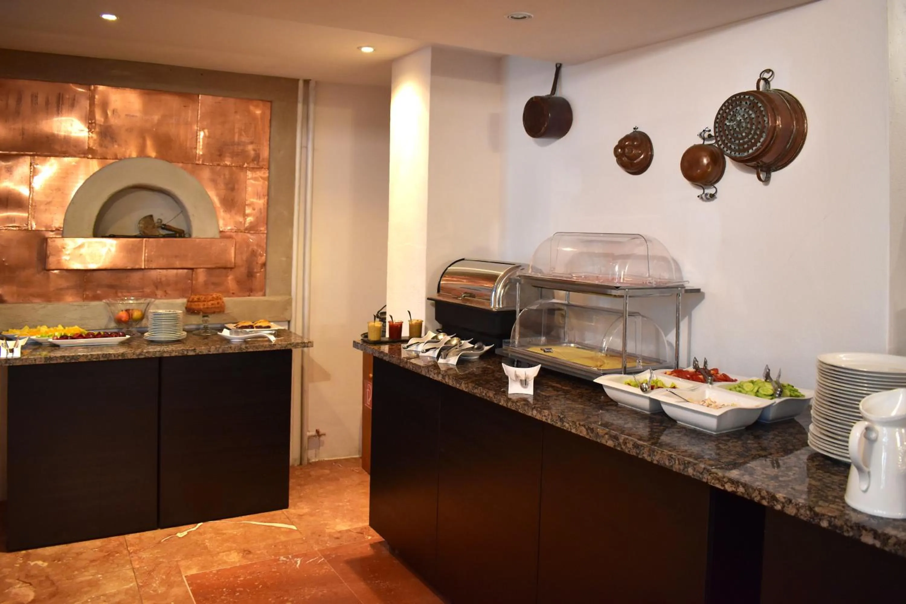 Buffet breakfast in Chateau GrandCastle