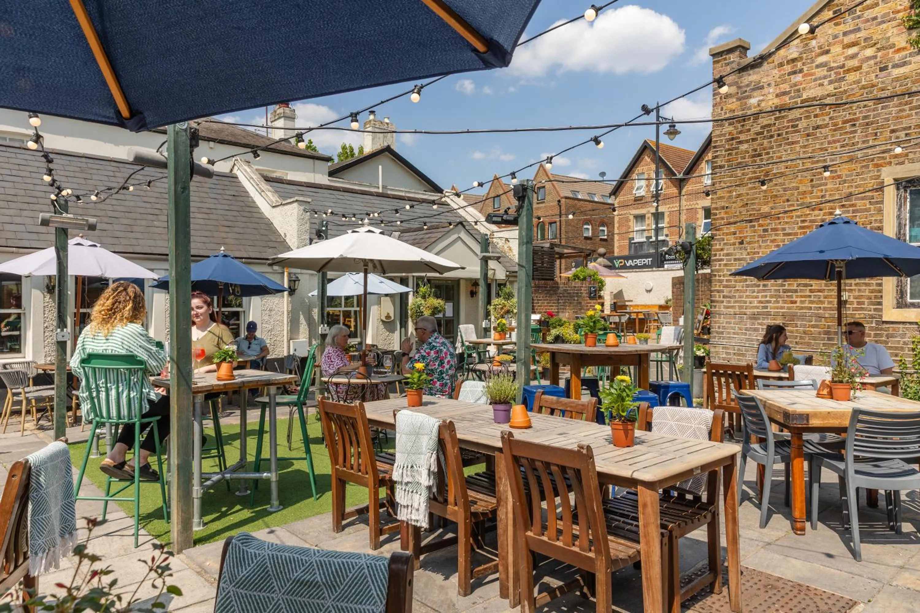 Garden in Dukes Head Hotel