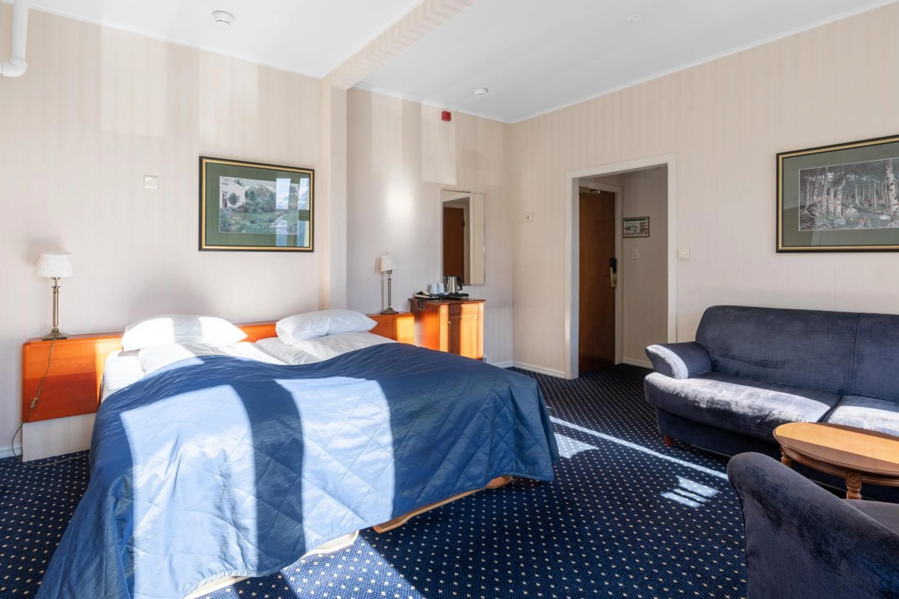 Bed in Fleischer's Hotel