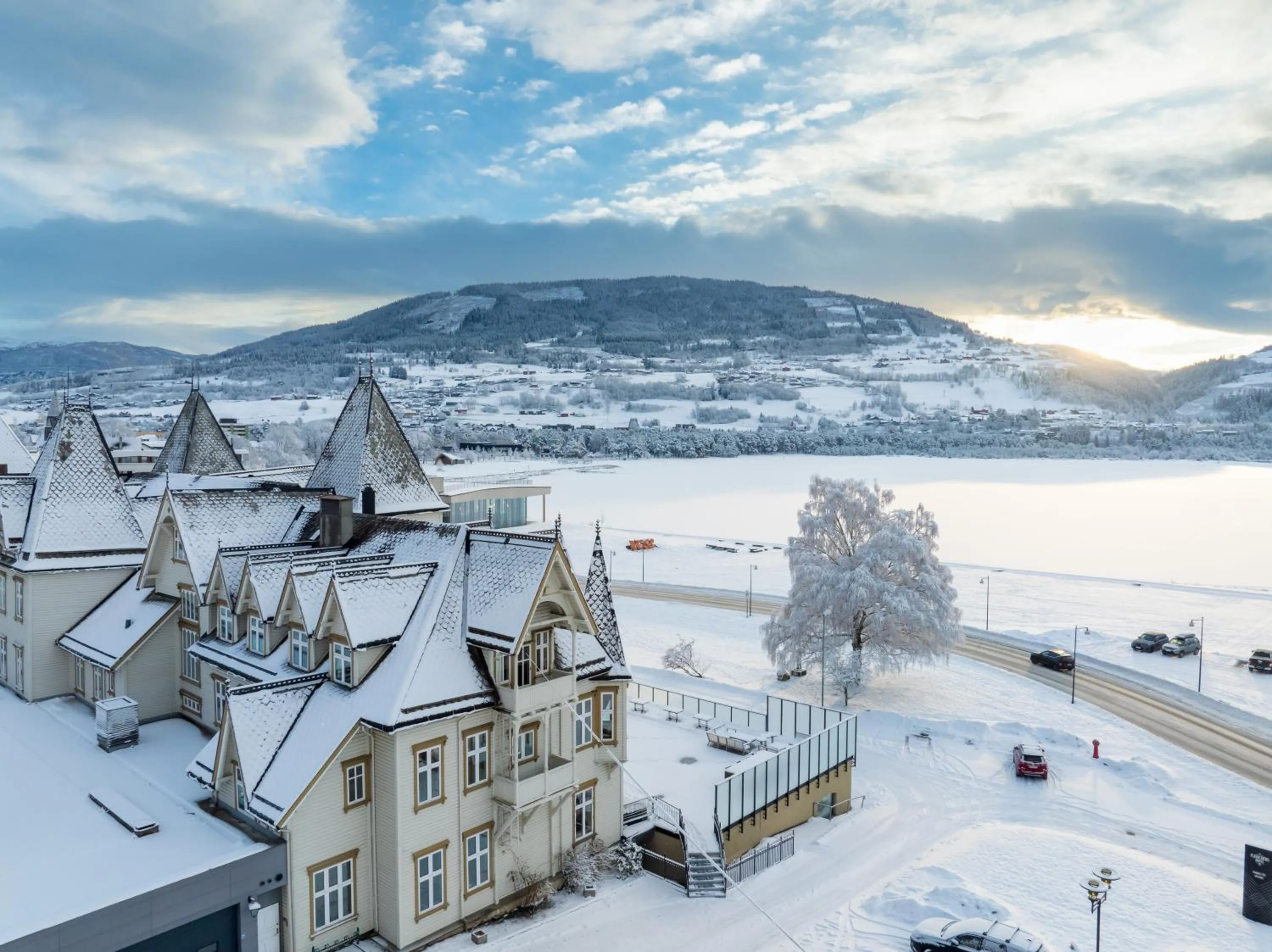 Property building in Fleischer's Hotel