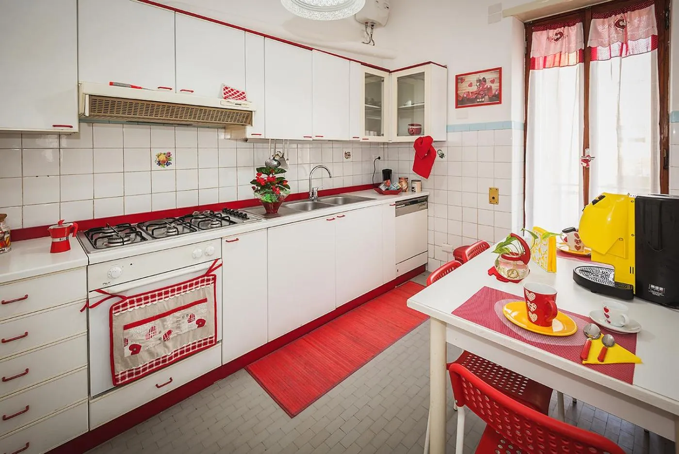 Communal kitchen in Casa Rosetta