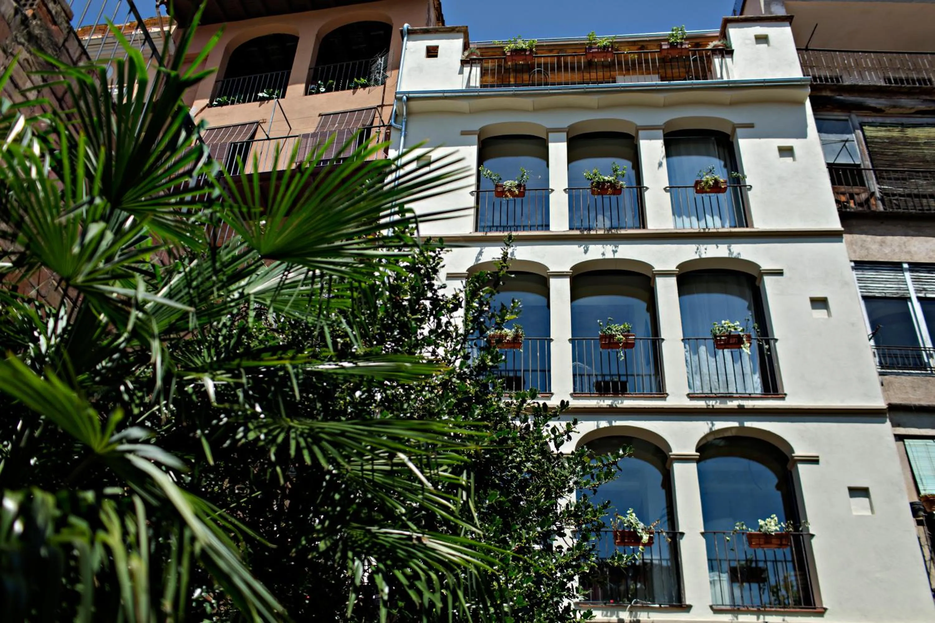 Property building in El Jardinet de Sant Esteve