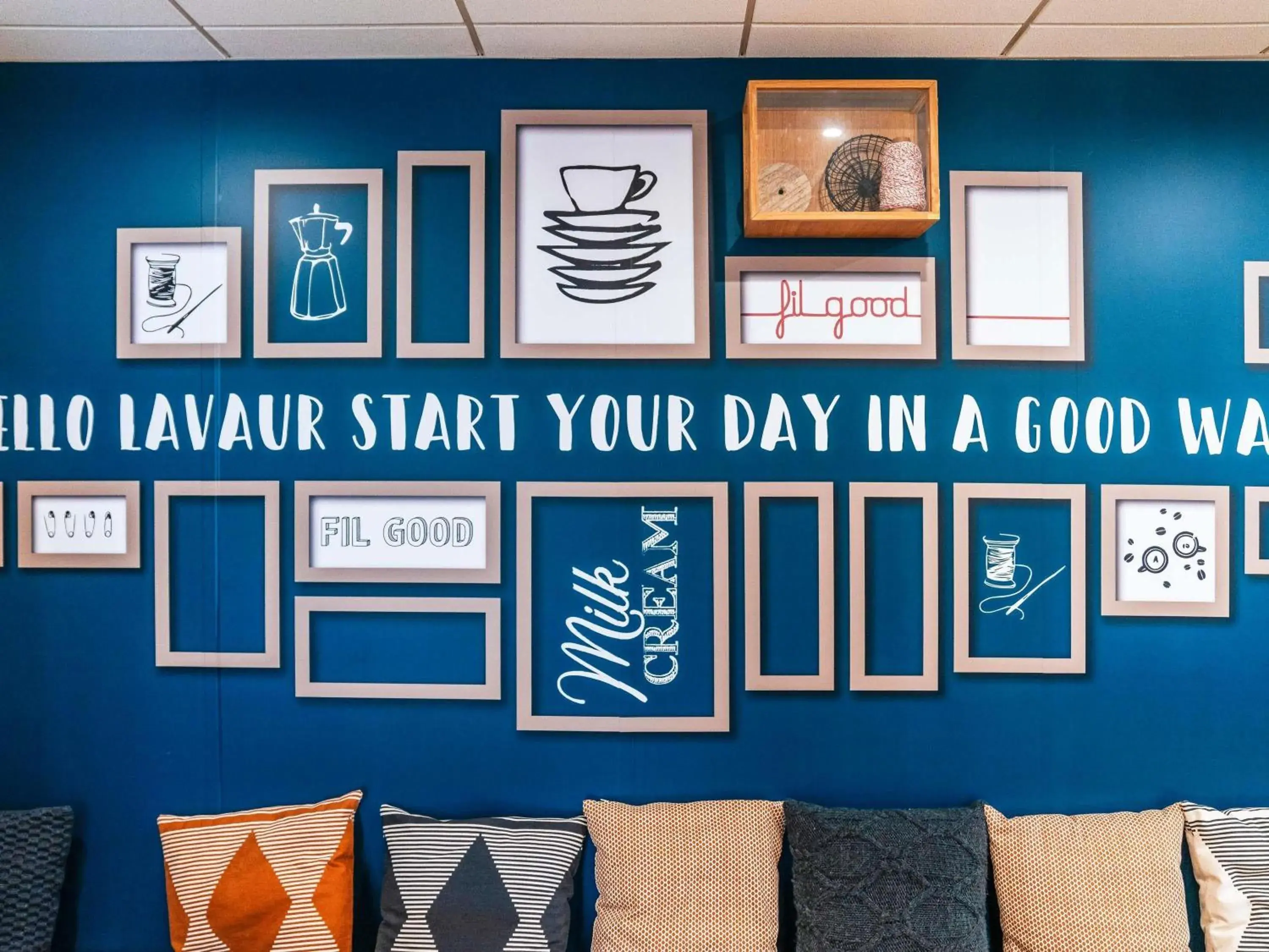 Lounge or bar in ibis Styles Toulouse Lavaur Lounge or bar in ibis Styles Toulouse Lavaur