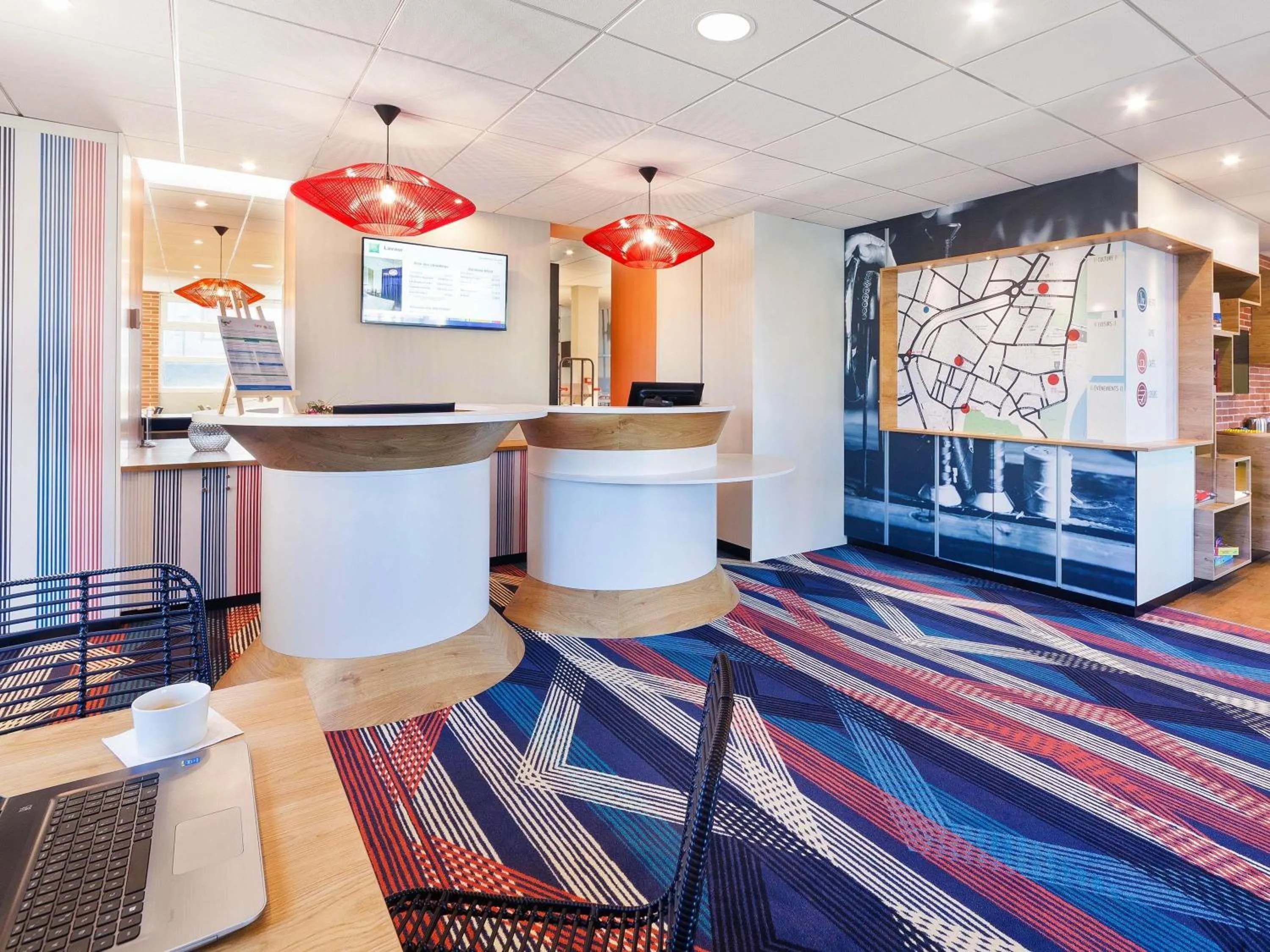 Lounge or bar in ibis Styles Toulouse Lavaur