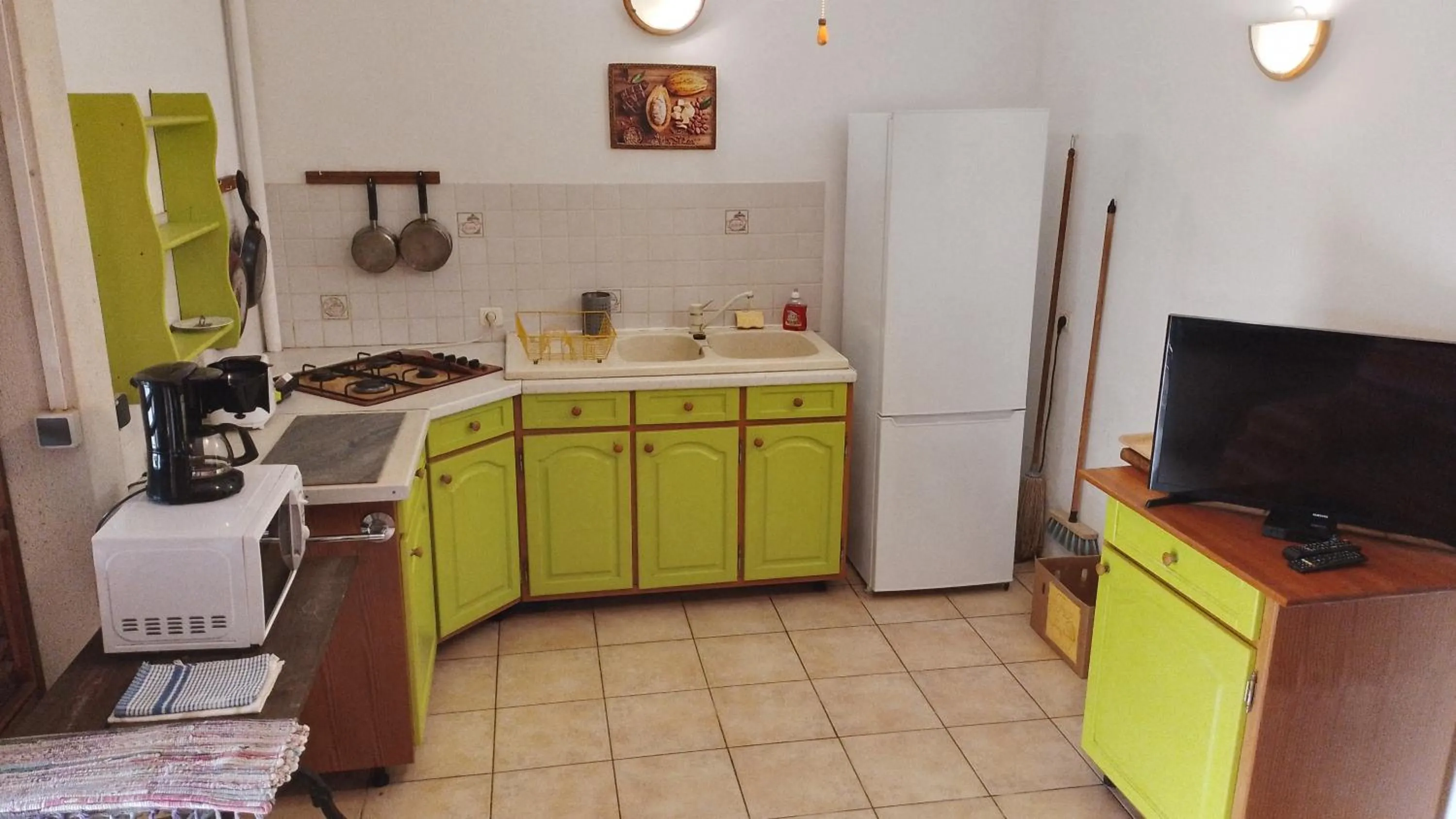 kitchen in Kay Zanndoli