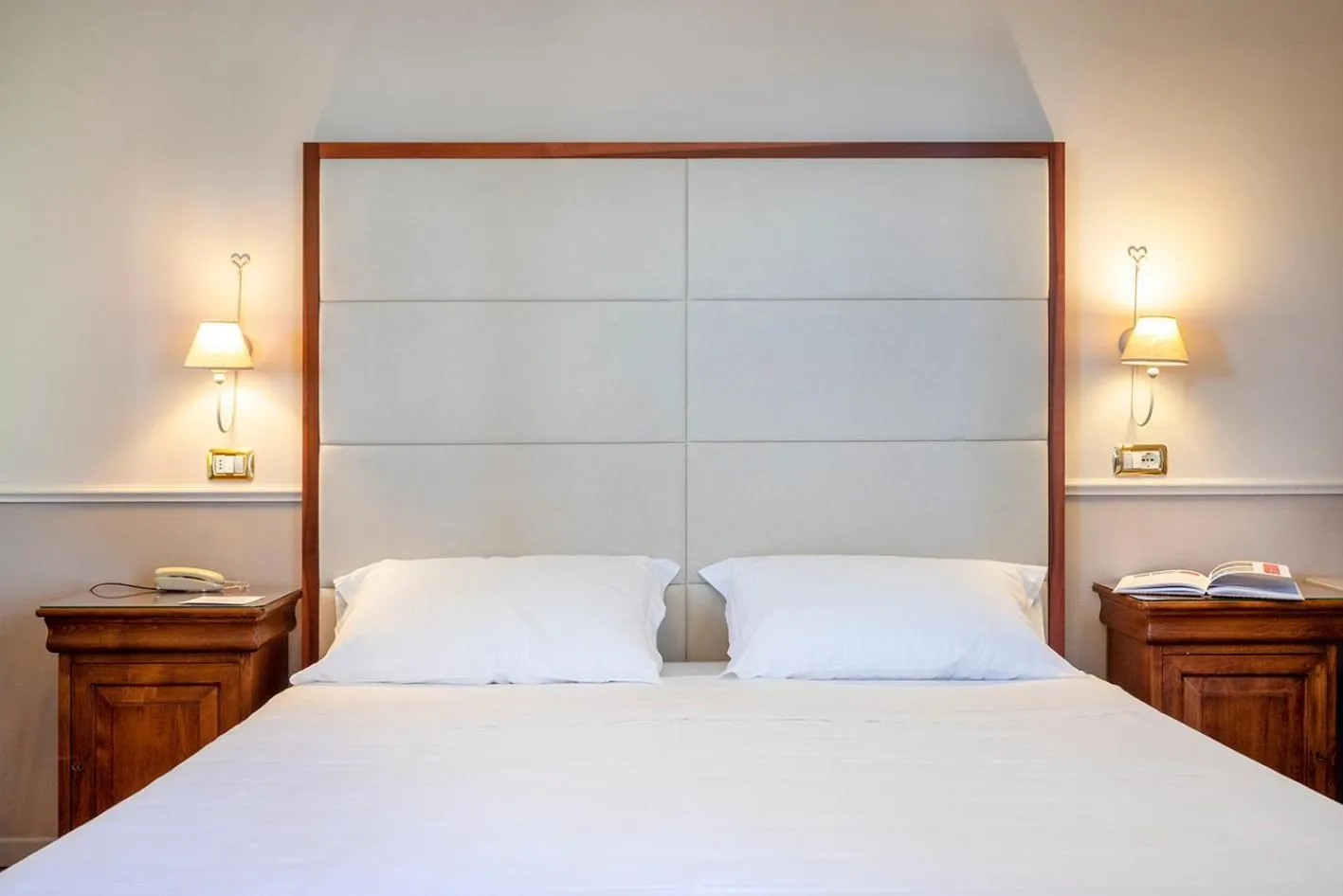 Bed in Hotel Monteconero