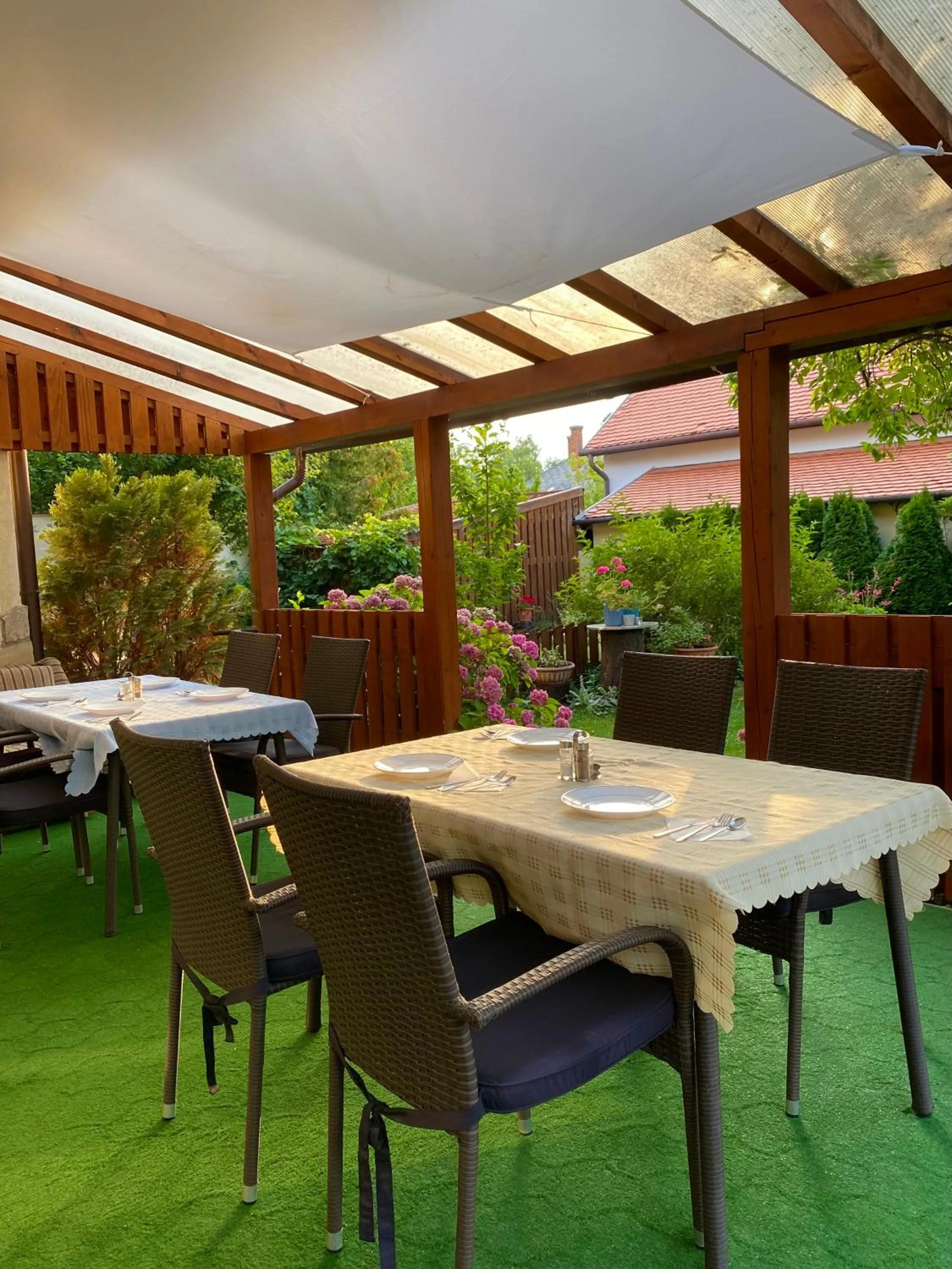 Dining area in Villa Lux