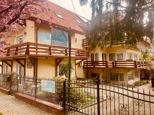 Villa Lux