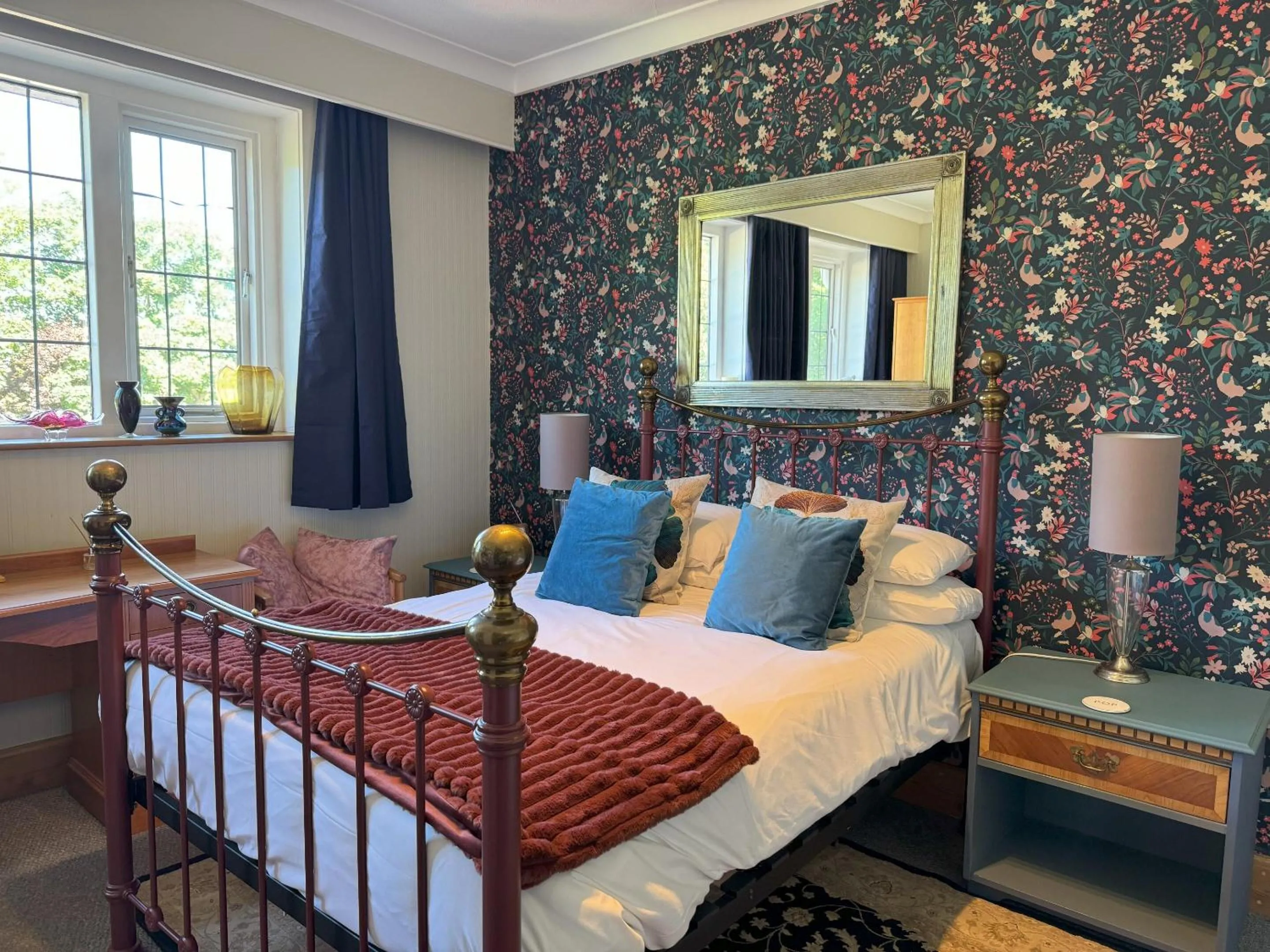 Bedroom, Bed in Knights Court