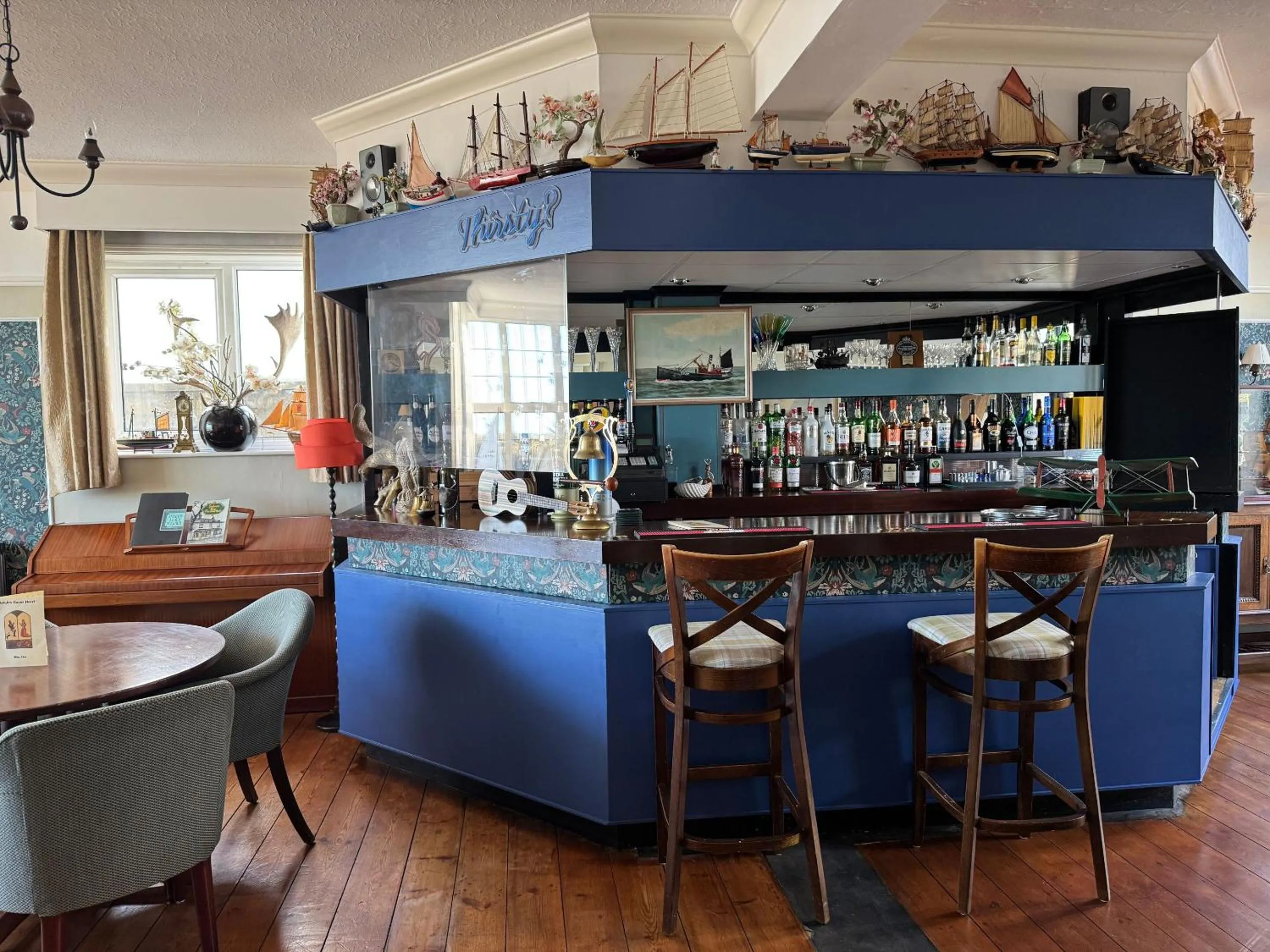 Lounge or bar in Knights Court