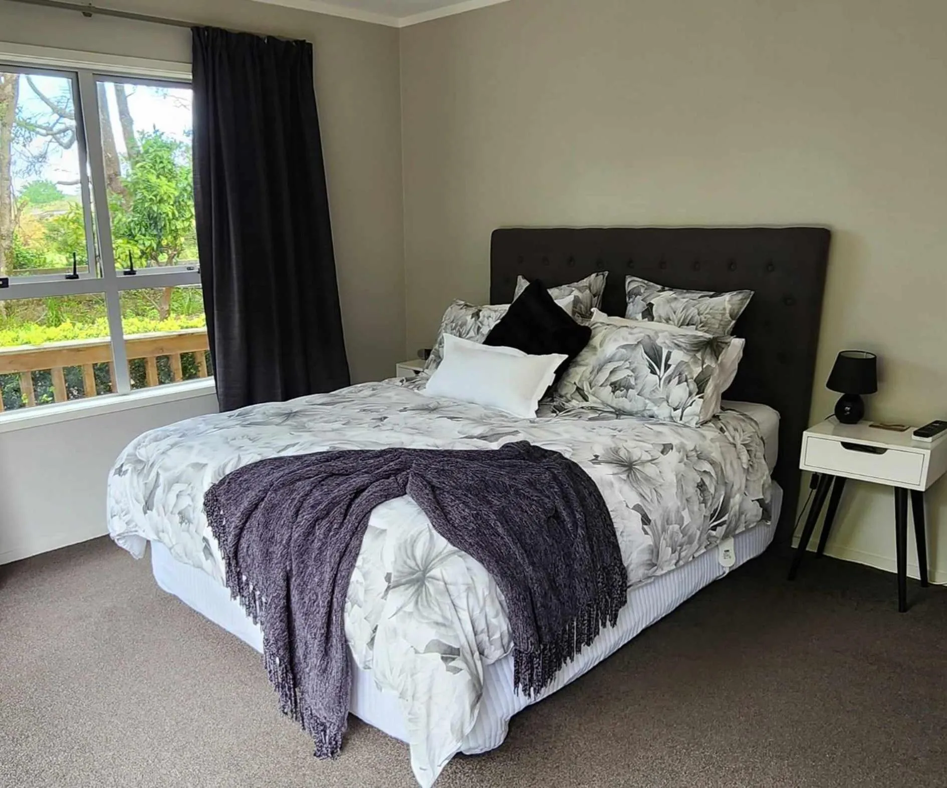 Bed in Woodbury Farm