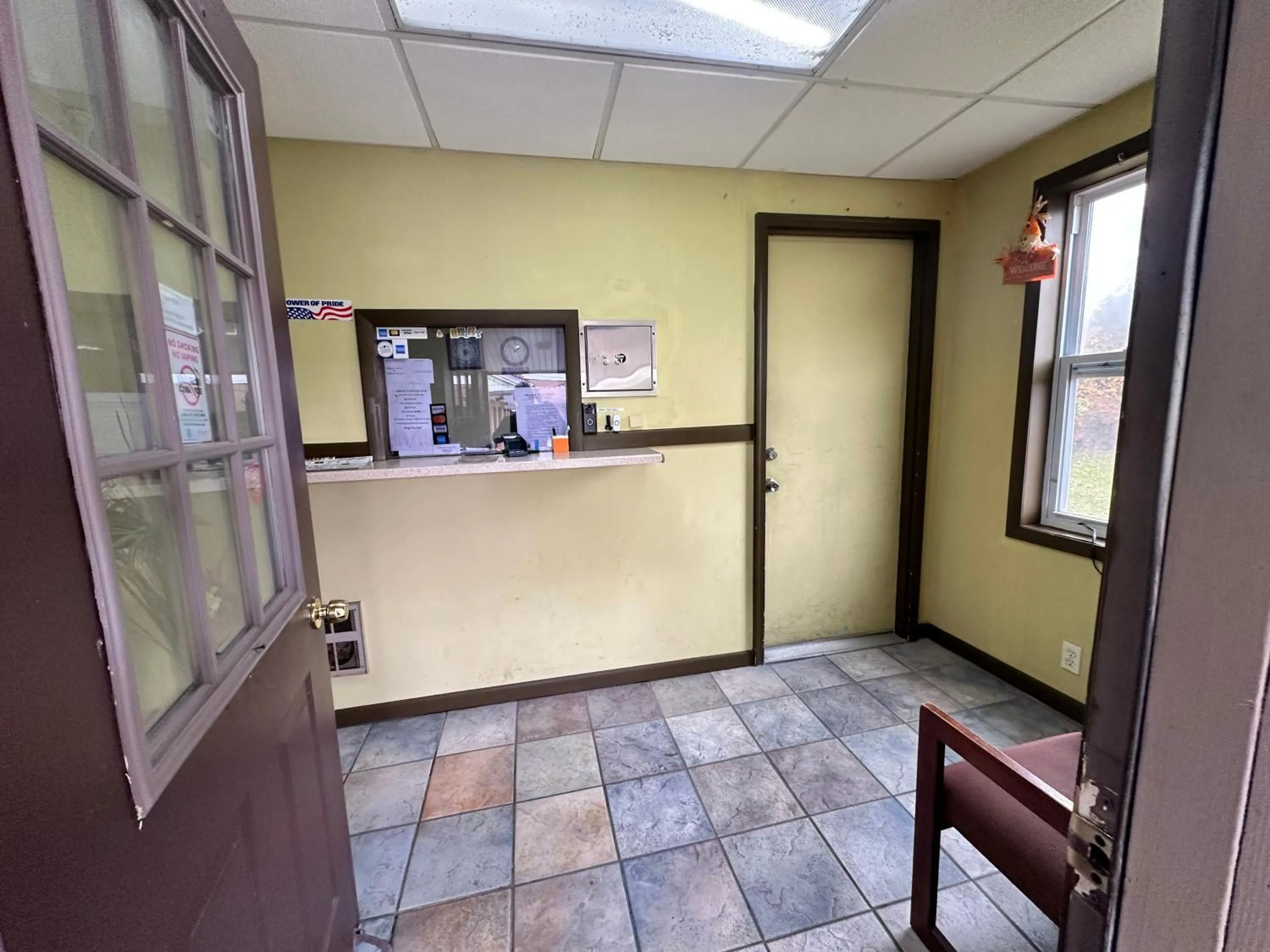 Lobby or reception in Westgate Manor Motel Austintown & Youngstown OHIO