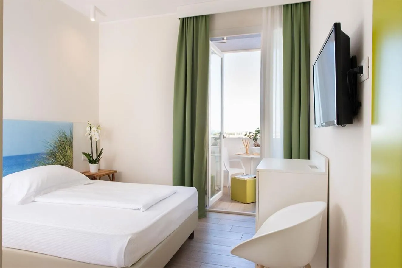 Bed in Hotel Mediterraneo