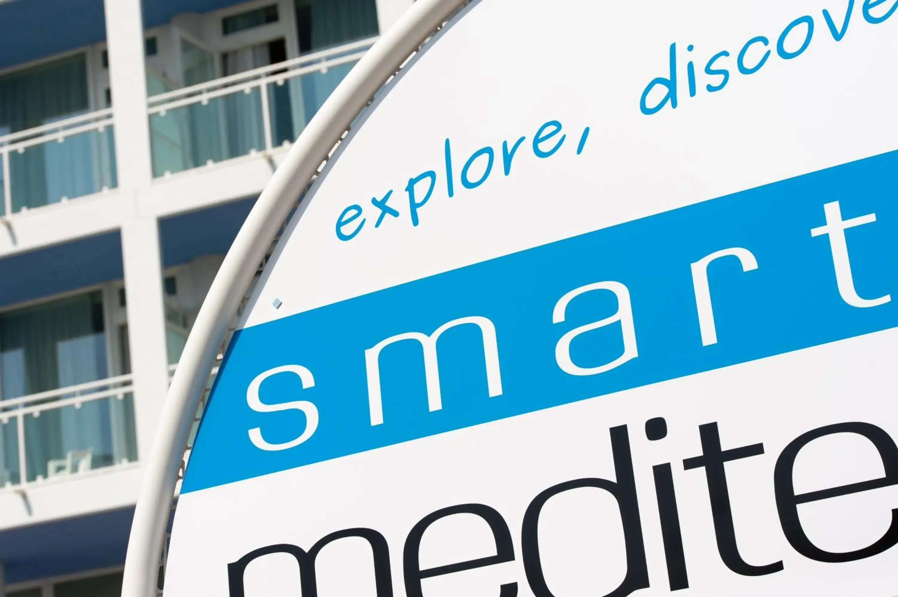 Facade/entrance in Hotel Mediterraneo Facade/entrance in Hotel Mediterraneo