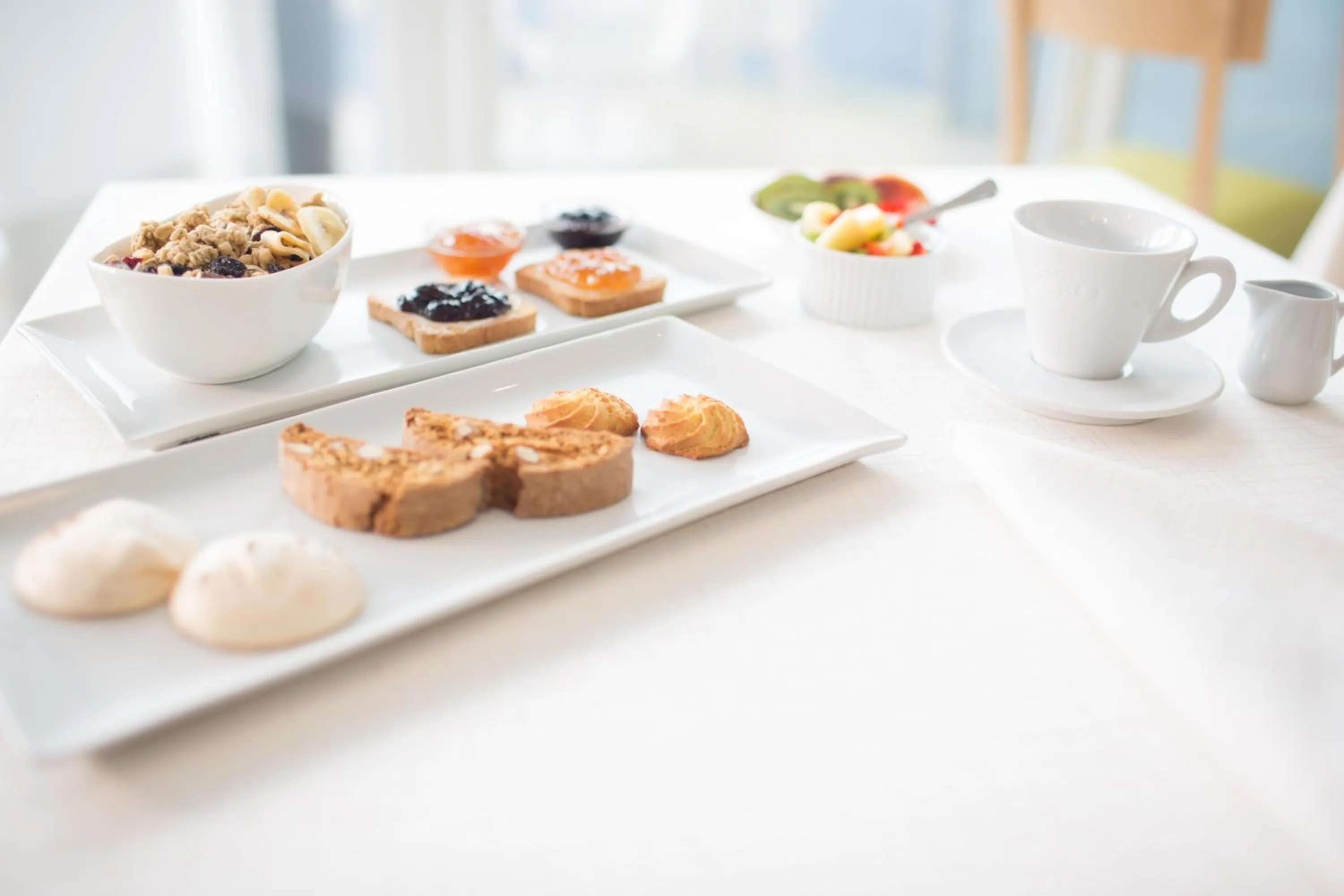 Food and drinks in Hotel Mediterraneo