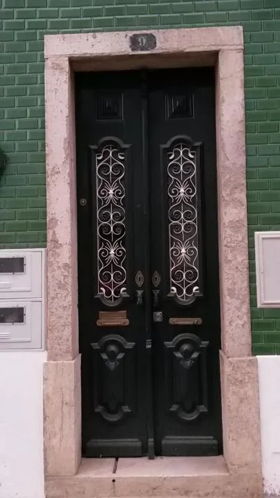 Facade/entrance in Alcaçaria do Bairro