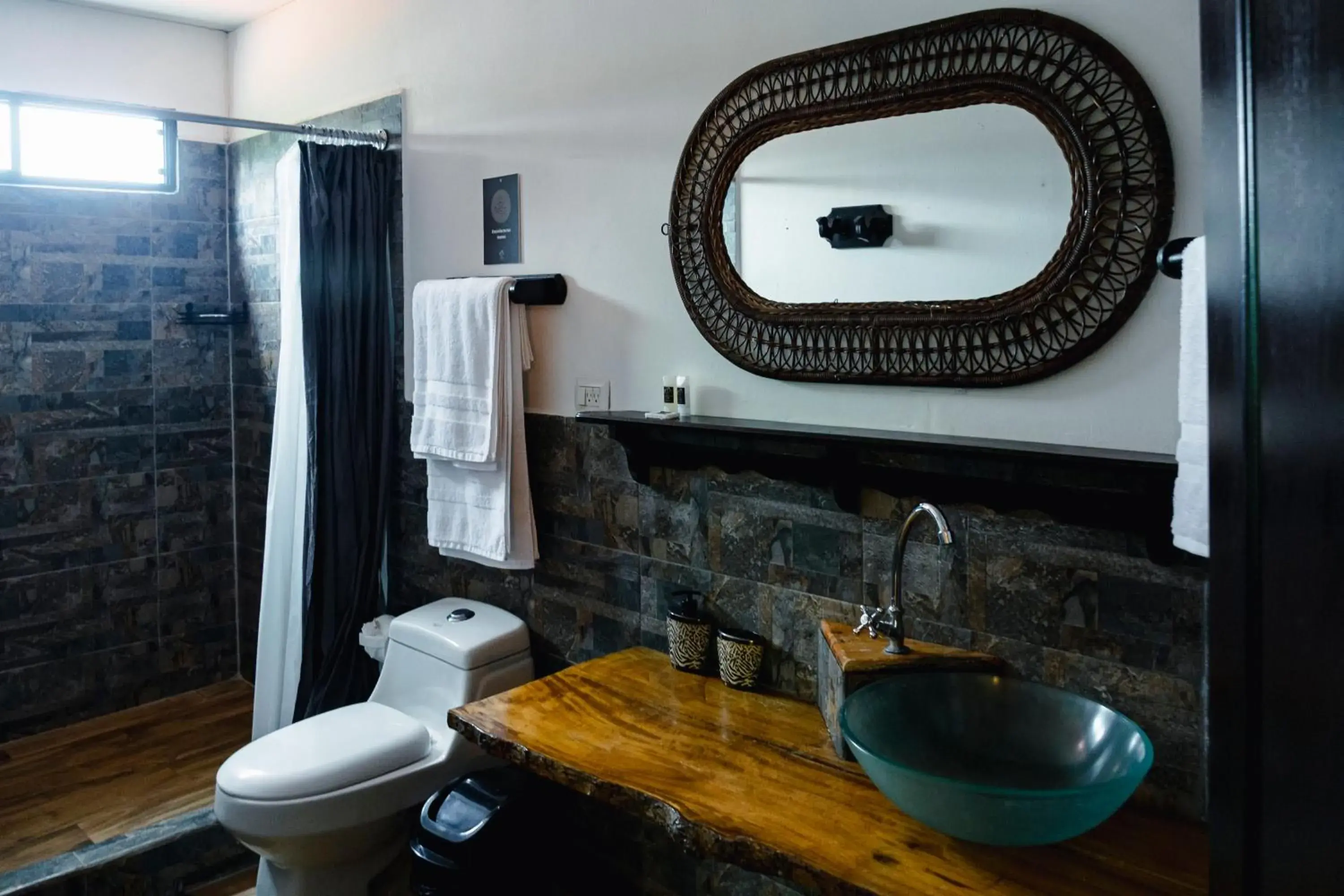Deluxe Double Room with Balcony in Hotel Juayua Deluxe Double Room with Balcony in Hotel Juayua