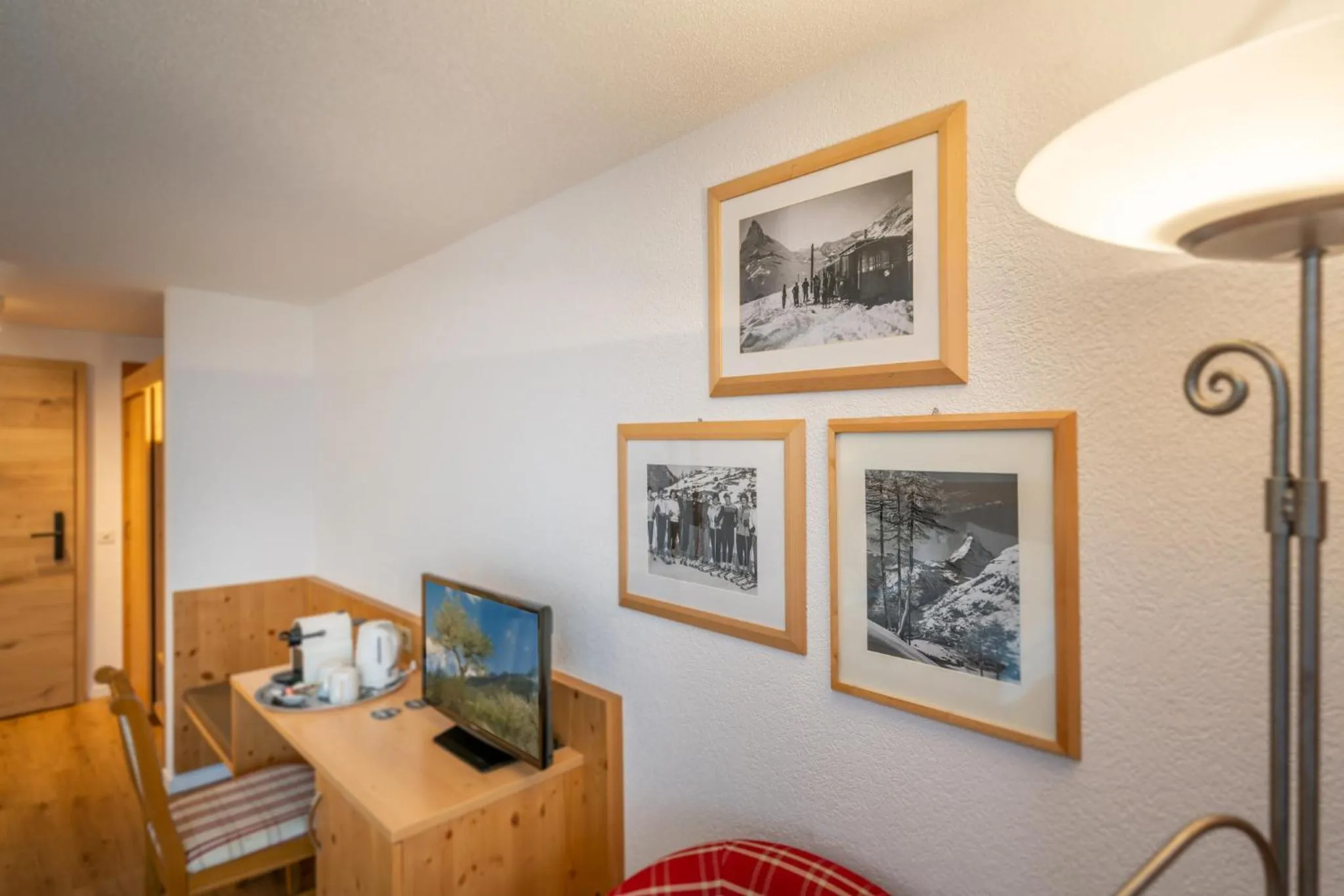 Staff in Hotel Sarazena