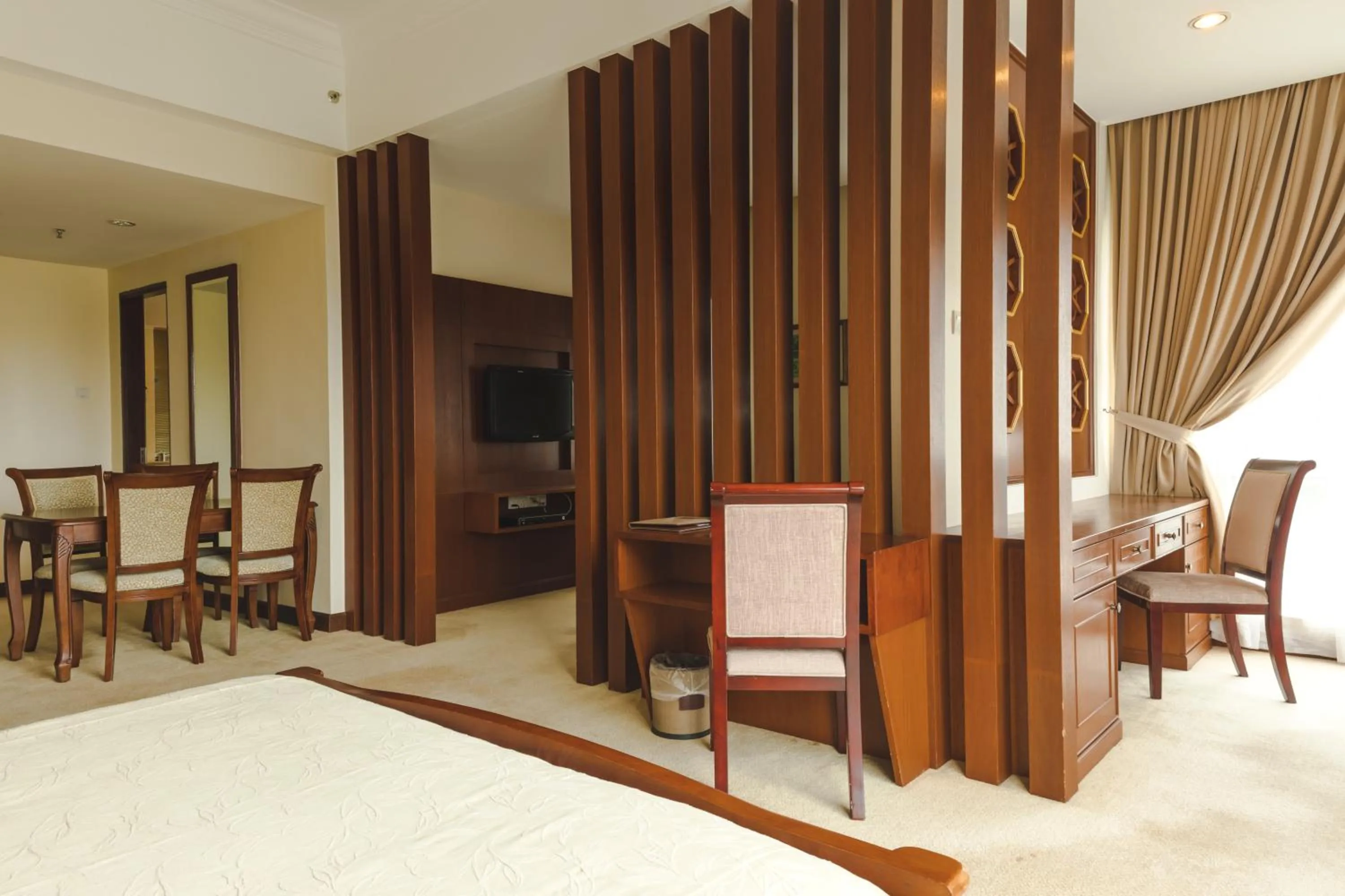 TV and multimedia, Bed in Heritage Hotel Cameron Highlands