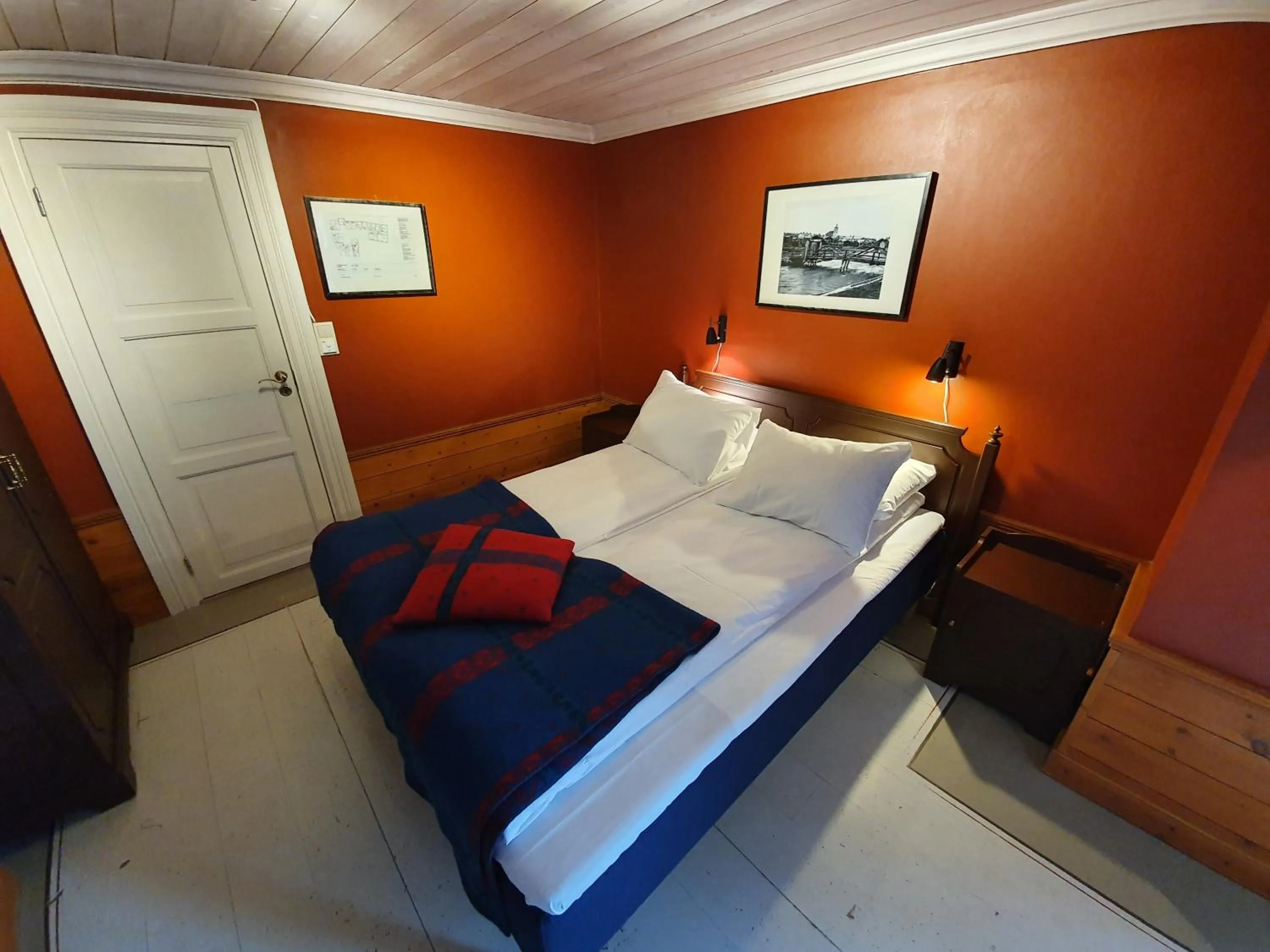 Bedroom, Bed in Vertshuset Røros