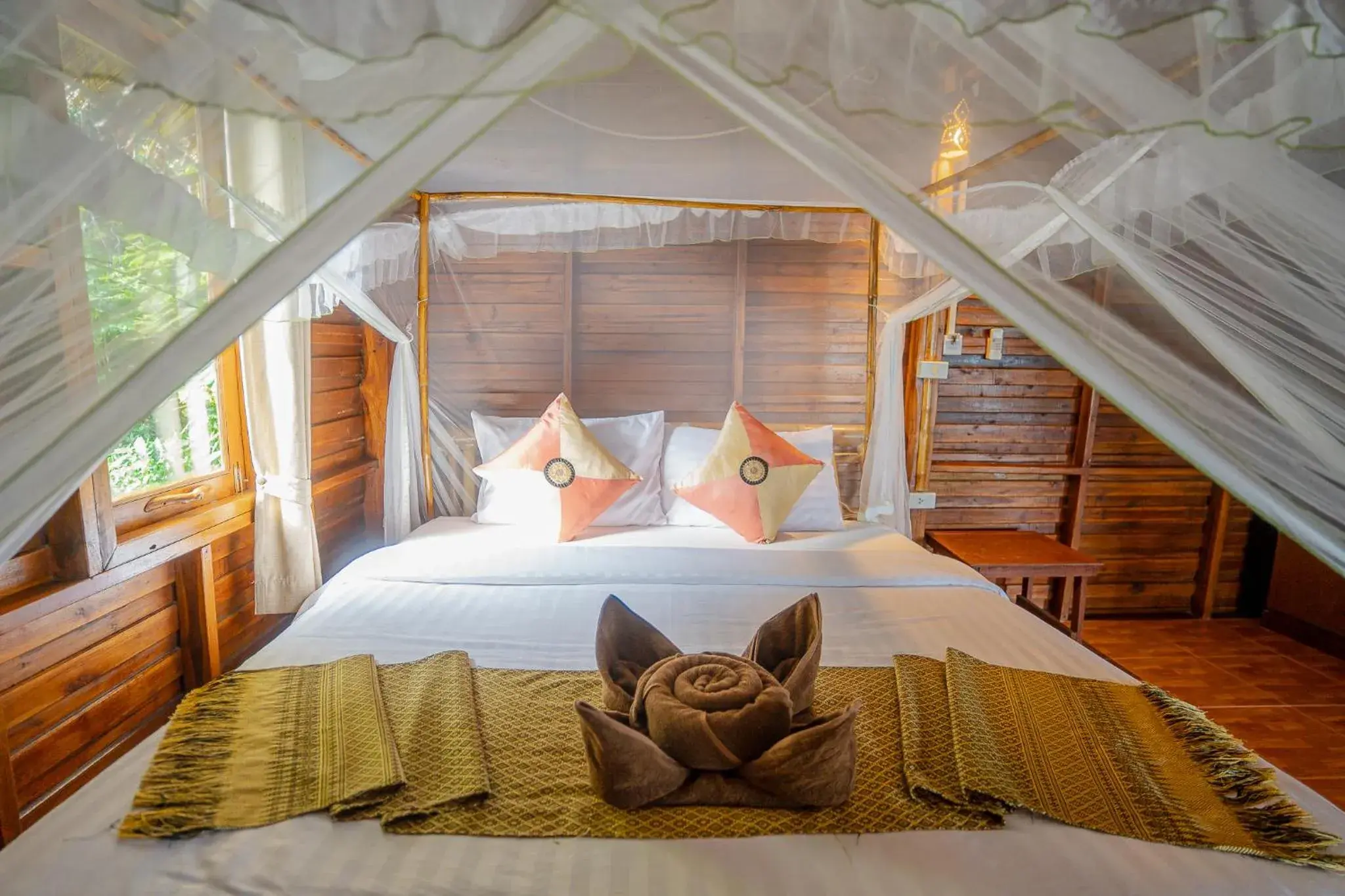 Bedroom, Bed in Koh Jum Resort Bedroom, Bed in Koh Jum Resort