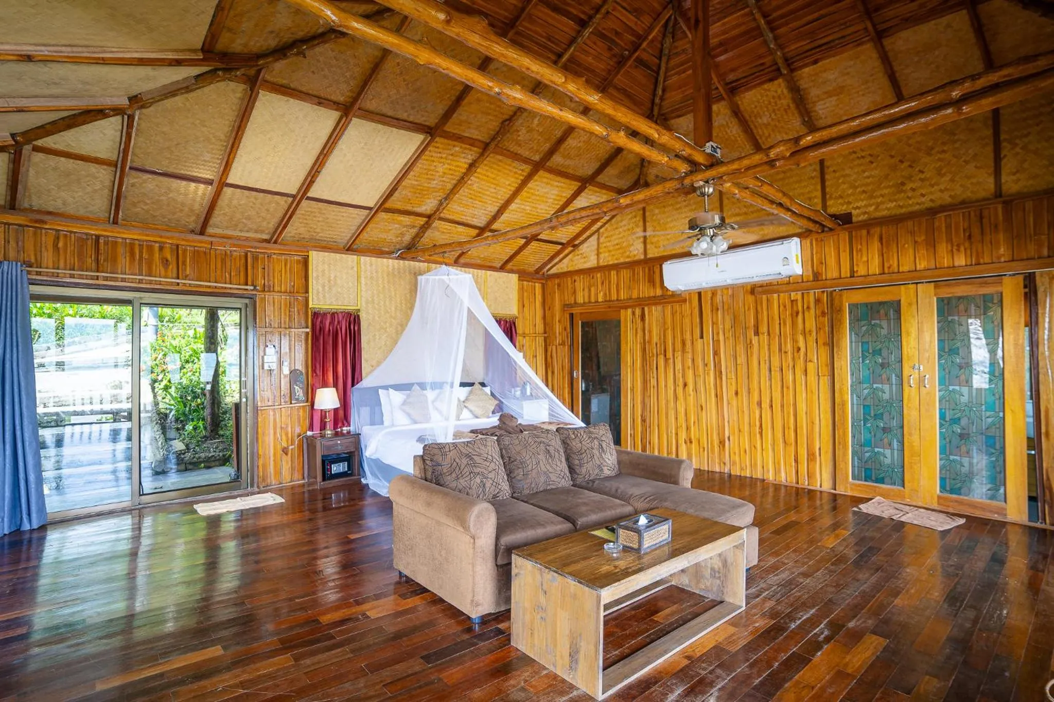 Bedroom in Koh Jum Resort