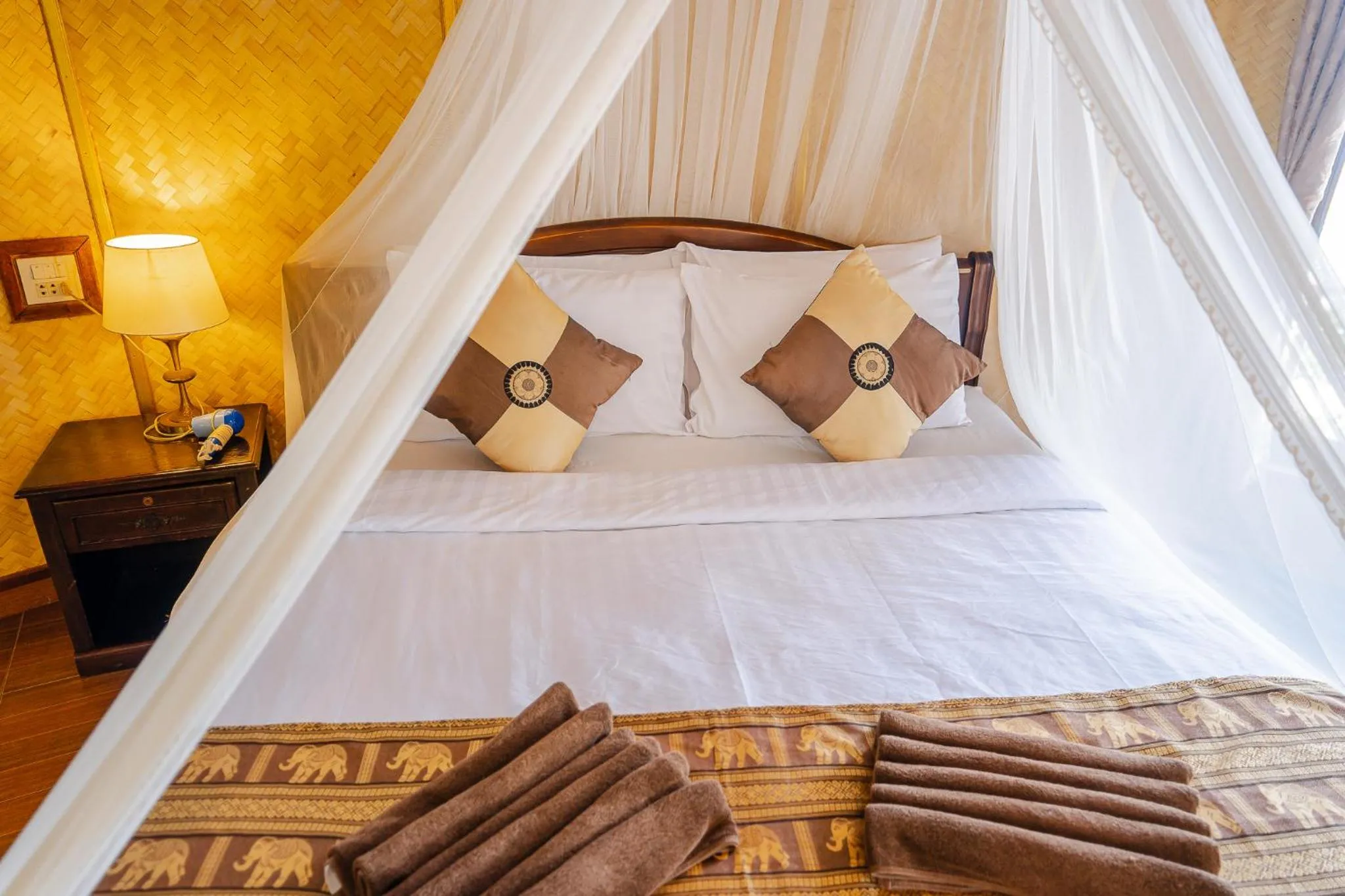 Bedroom, Bed in Koh Jum Resort