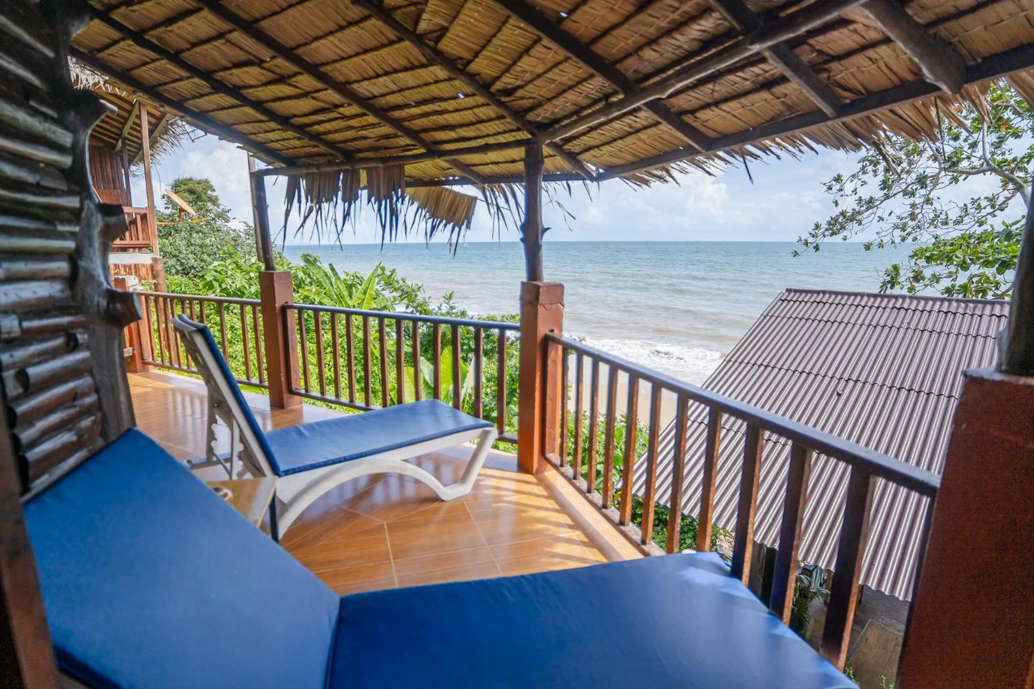 Balcony/Terrace in Koh Jum Resort