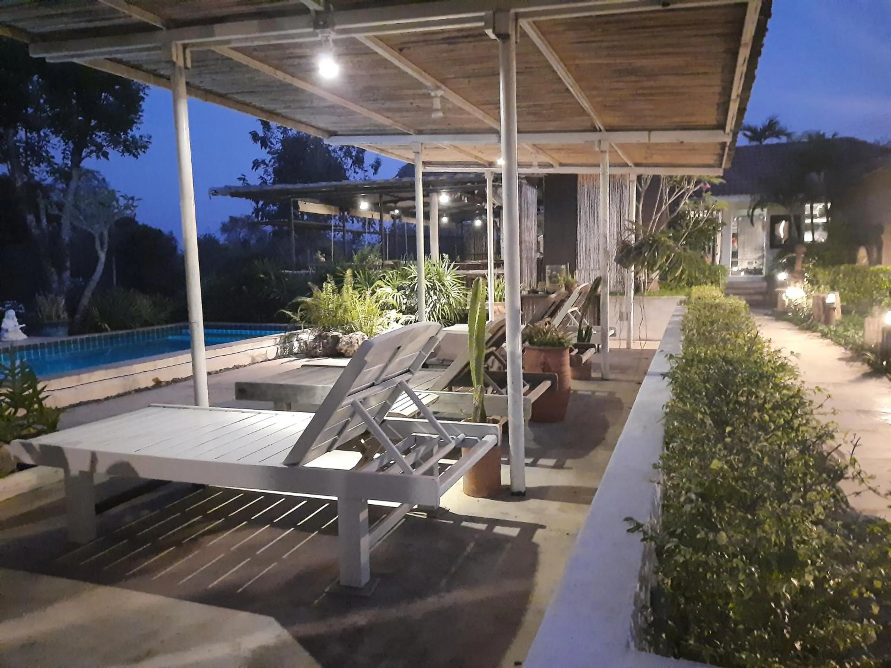 Chasorn Riverside Resort