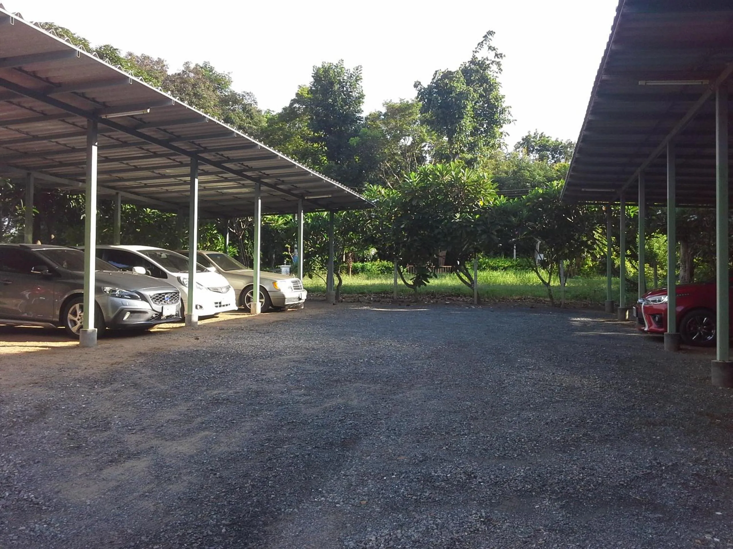 Chasorn Riverside Resort