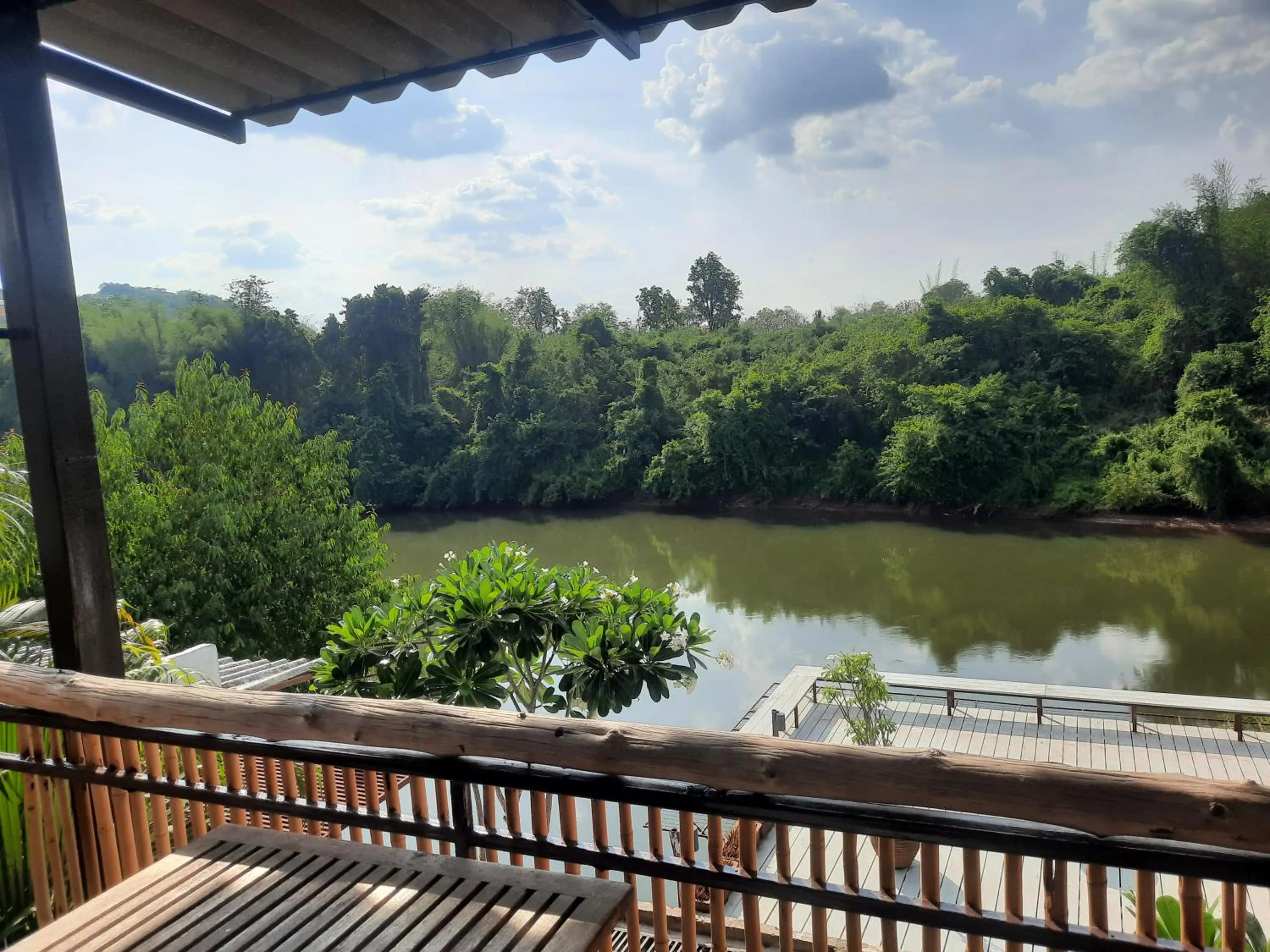 Chasorn Riverside Resort