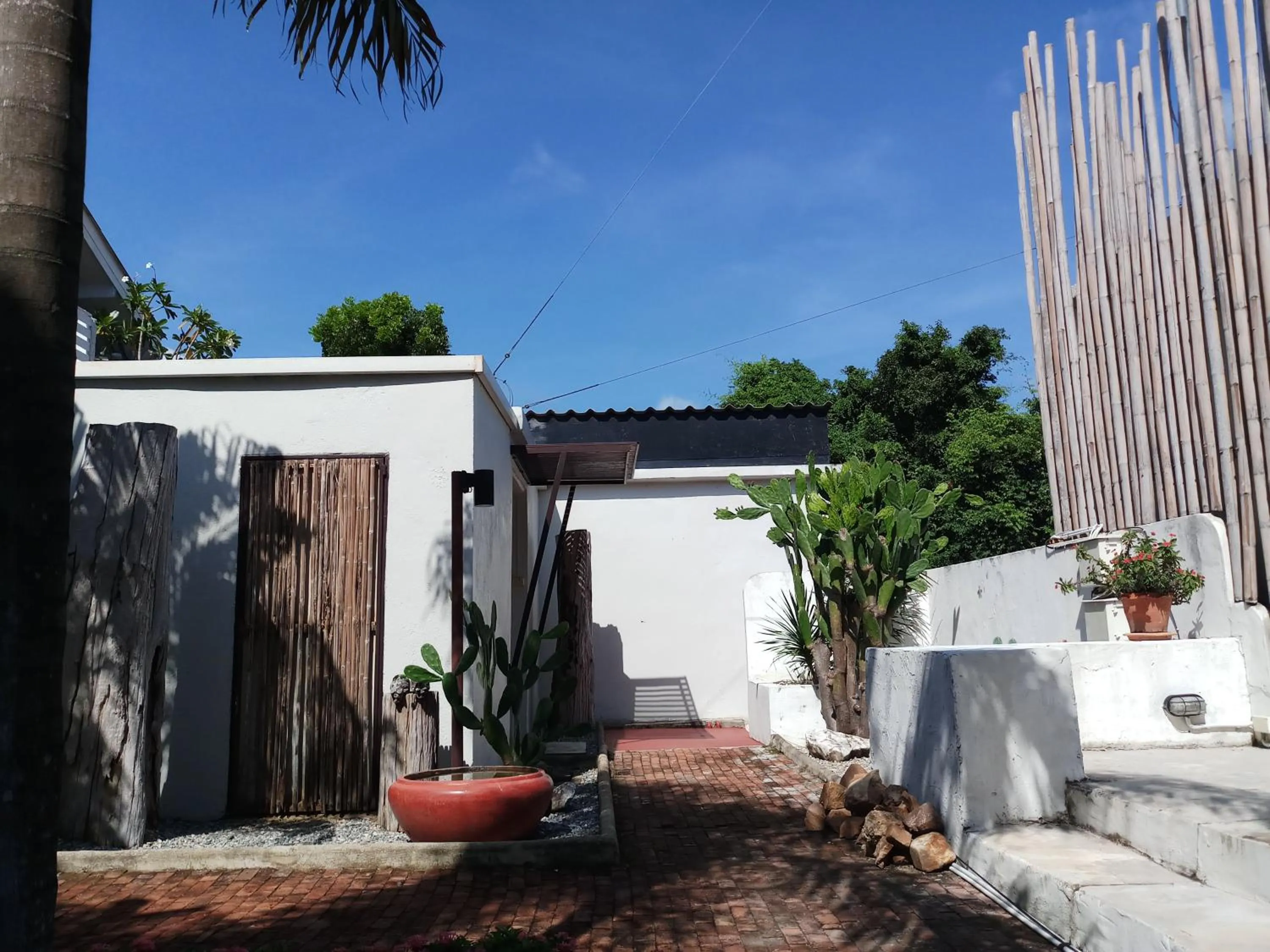 Chasorn Riverside Resort