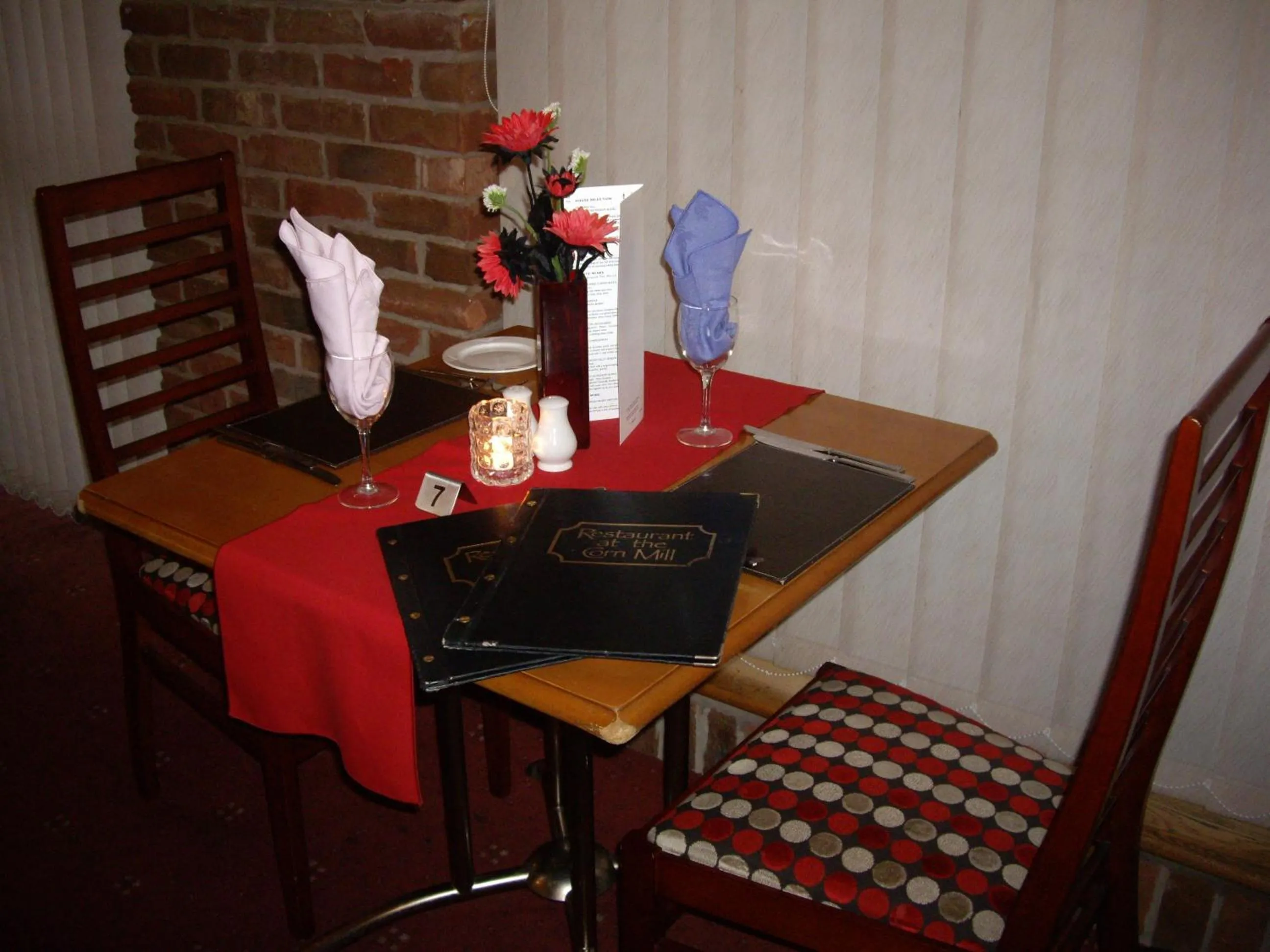 Restaurant/places to eat in Corn Mill Lodge Hotel